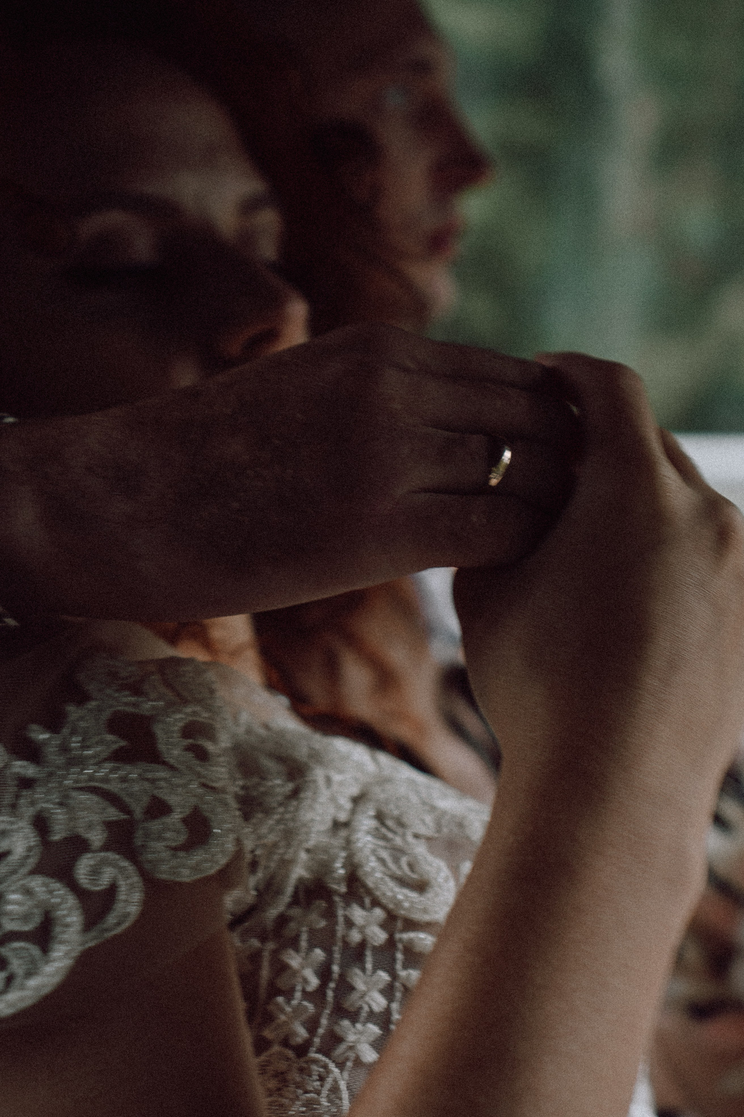 СВАДЕБНАЯ ФОТОСЕССИИЯ ПАРЫ В ГОРОДЕ ПРИОЗЕРСК В СОСНОВОМ ЛЕСУ И С ПИКАПОМ. Профессиональный фотограф, Санкт-Петербург — Виктория Богомолова