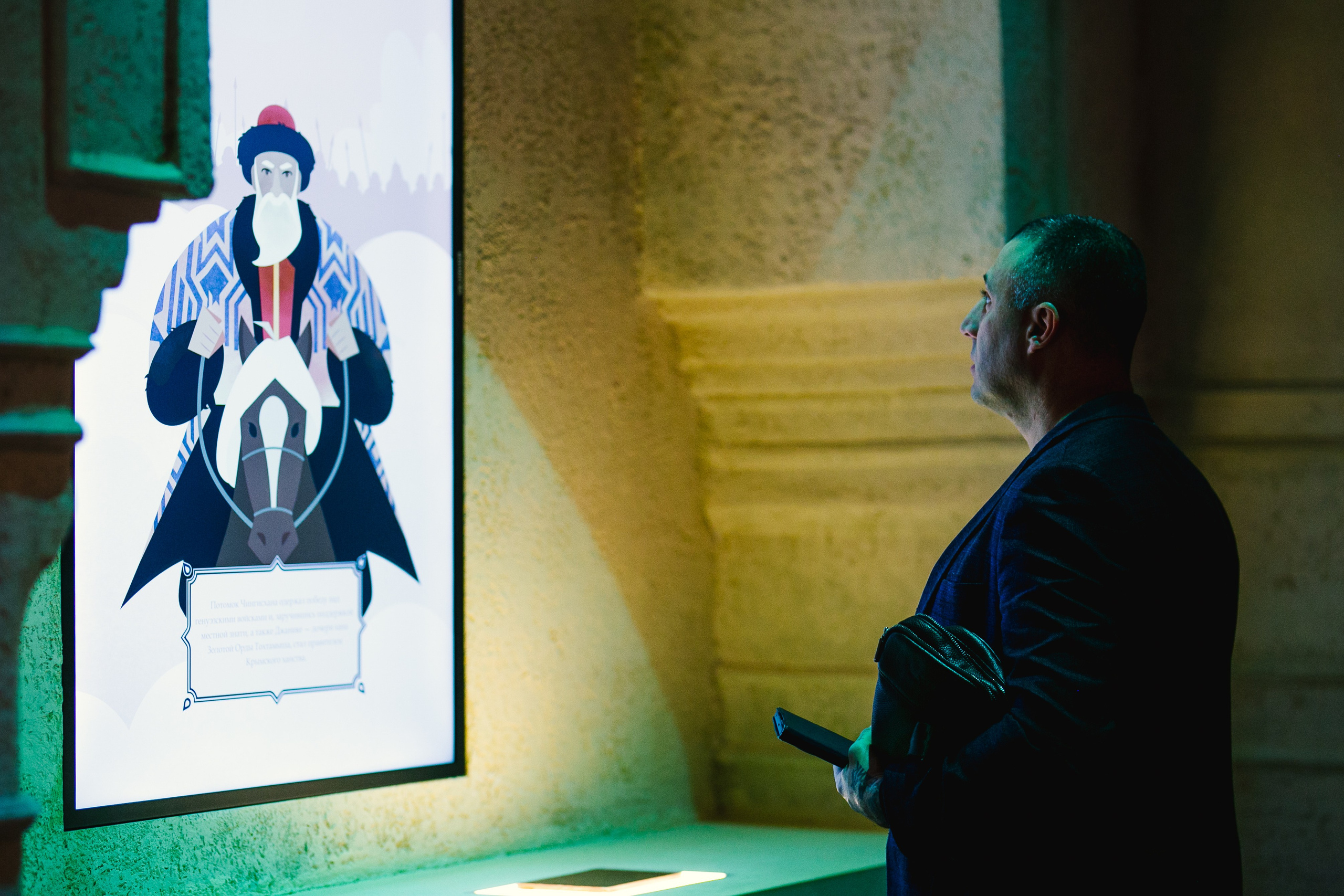 Сербская делигация в Новом Херсонесе. Фотограф в Крыму