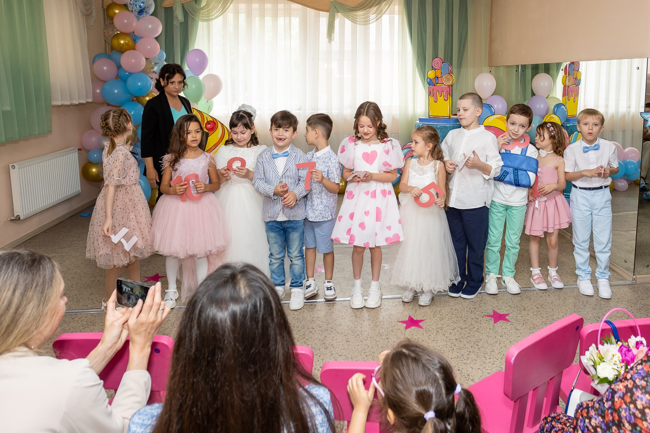Выпускной Детский сад, 2 часа, 8000. Выпускные альбомы Майкоп, Краснодар Елена Золотарева
