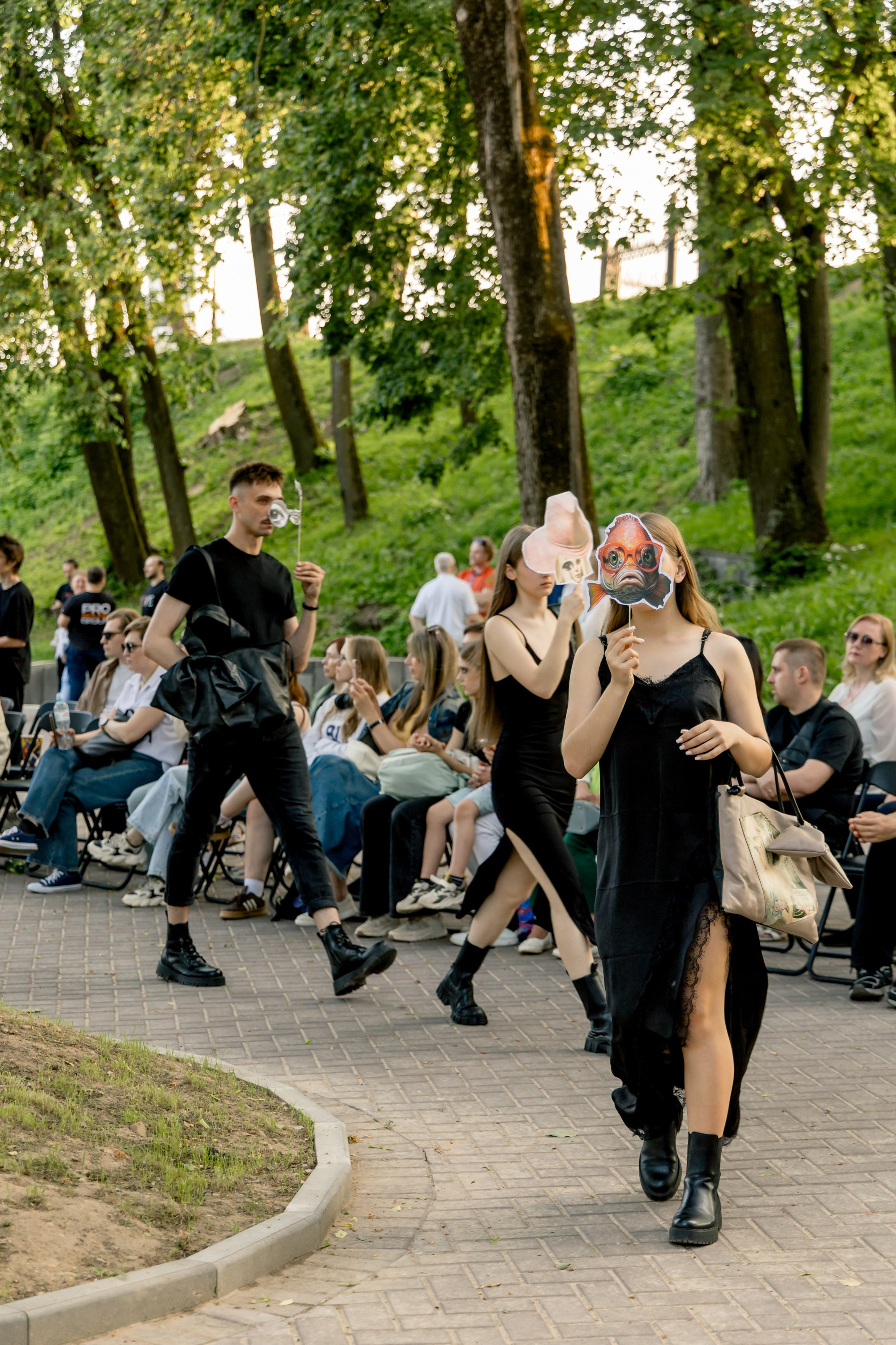 Smolensk Fashion Week 2025_показы_ДЕНЬ 1_ВЕЧЕРНИЙ ПОКАЗ_19:00. Главная