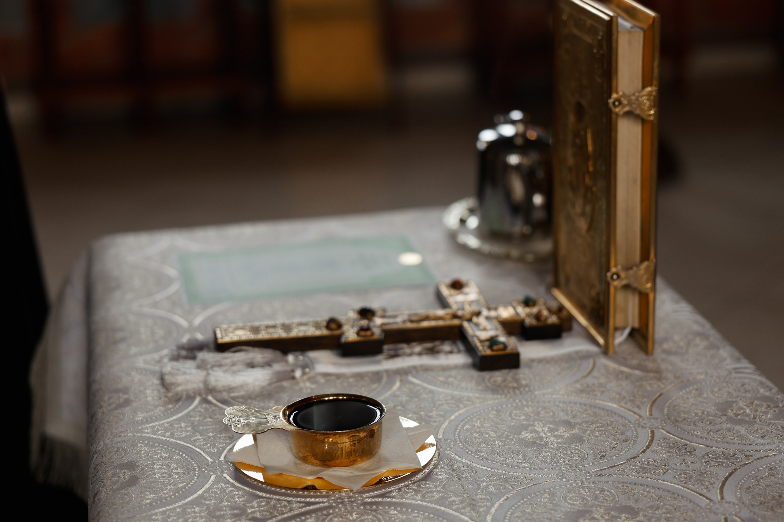 Венчание в Церкви Успения Пресвятой Богородицы в Химках. Фотограф Анастасия Залевская