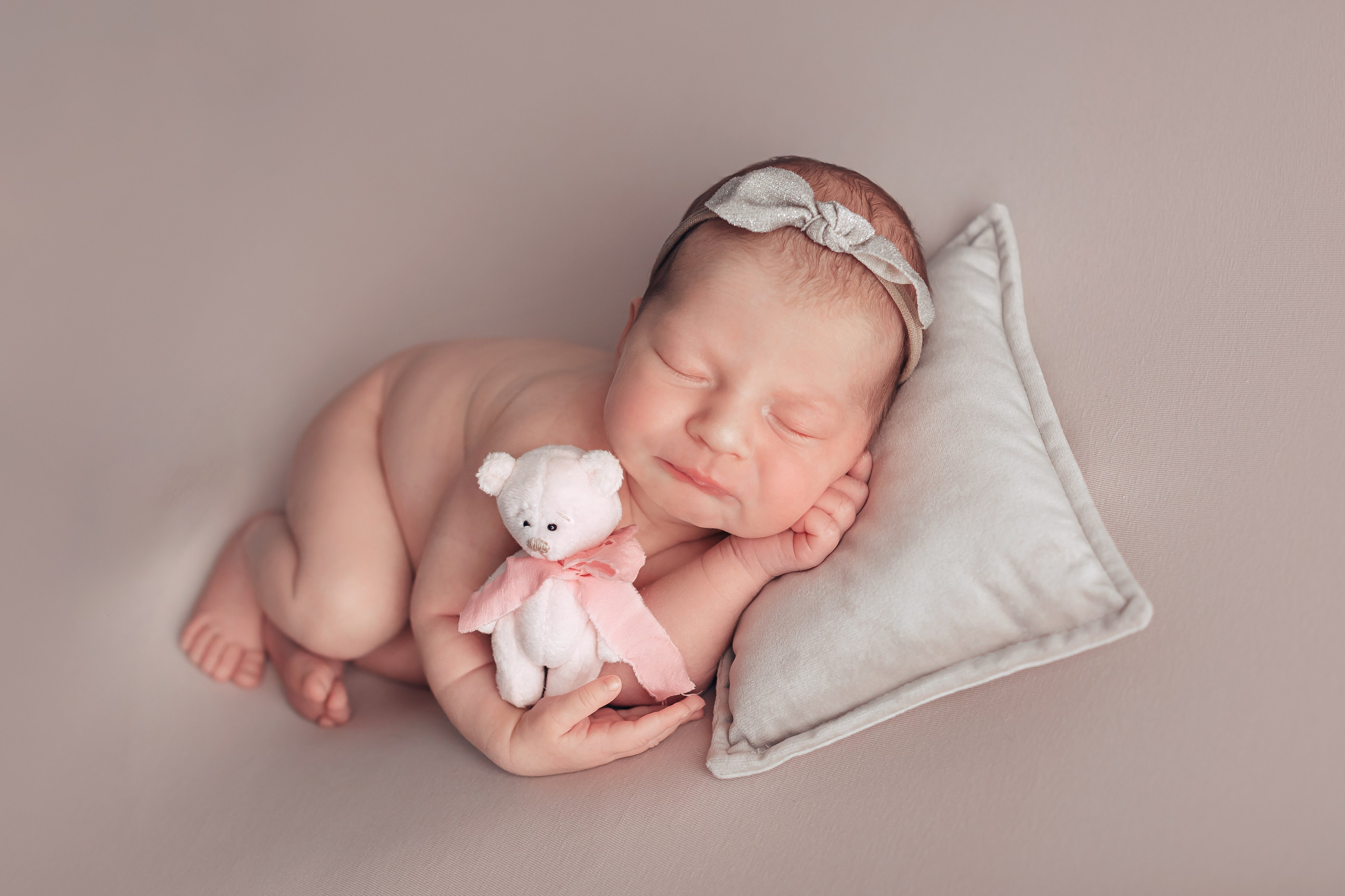 Подарочек. Фотограф Новорожденных и беременности г. Тюмень