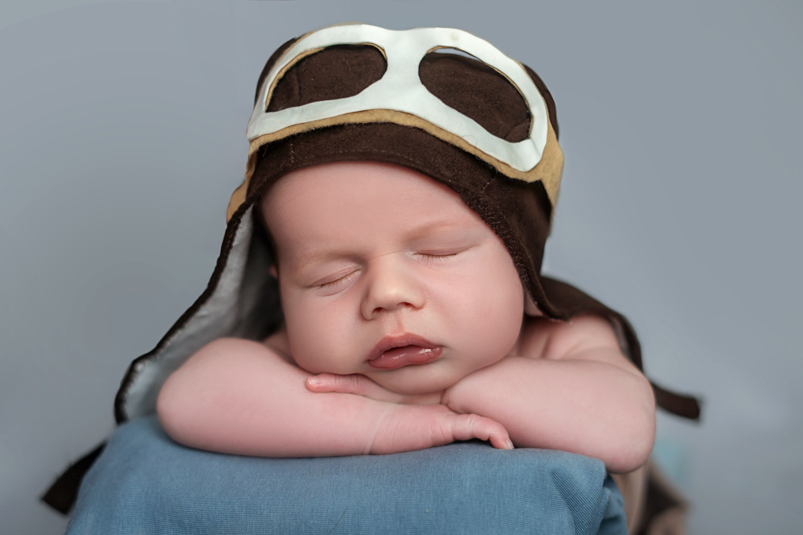 Даниэль. Newborn съемка в Тобольске. Мила Посвит Фотограф новорожденных в Тобольске