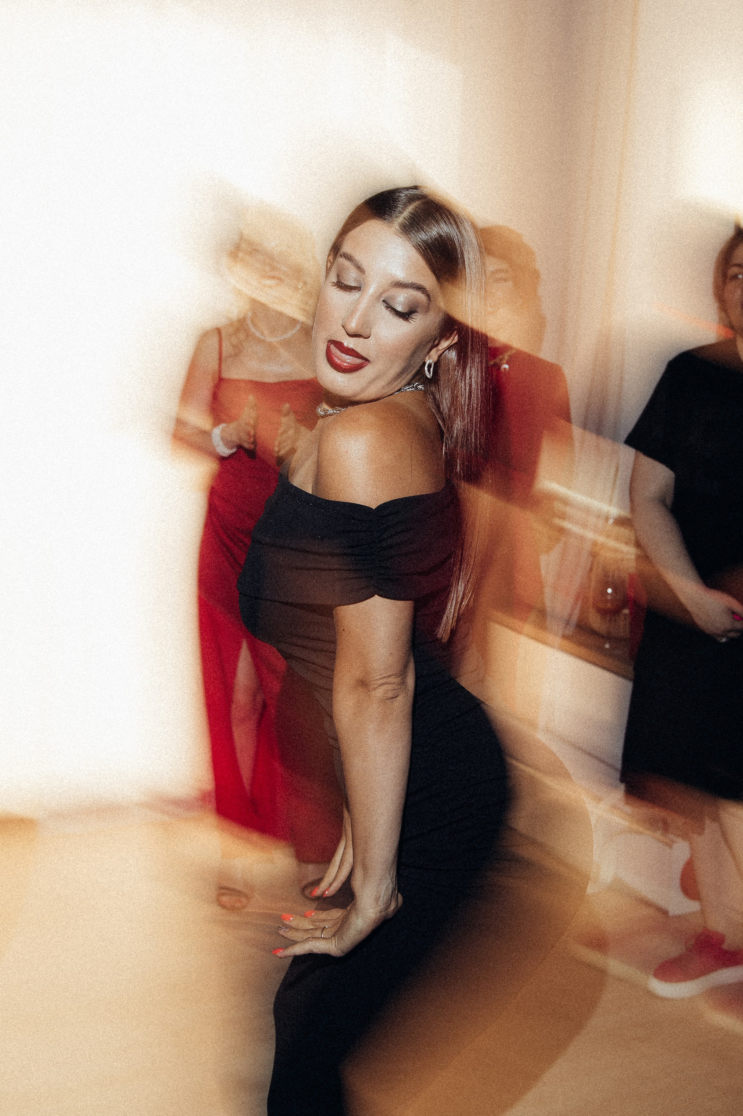 Отчаянные Домохозяйки. Свадебный и репортажный фотограф в Омске. Червоткин Никита