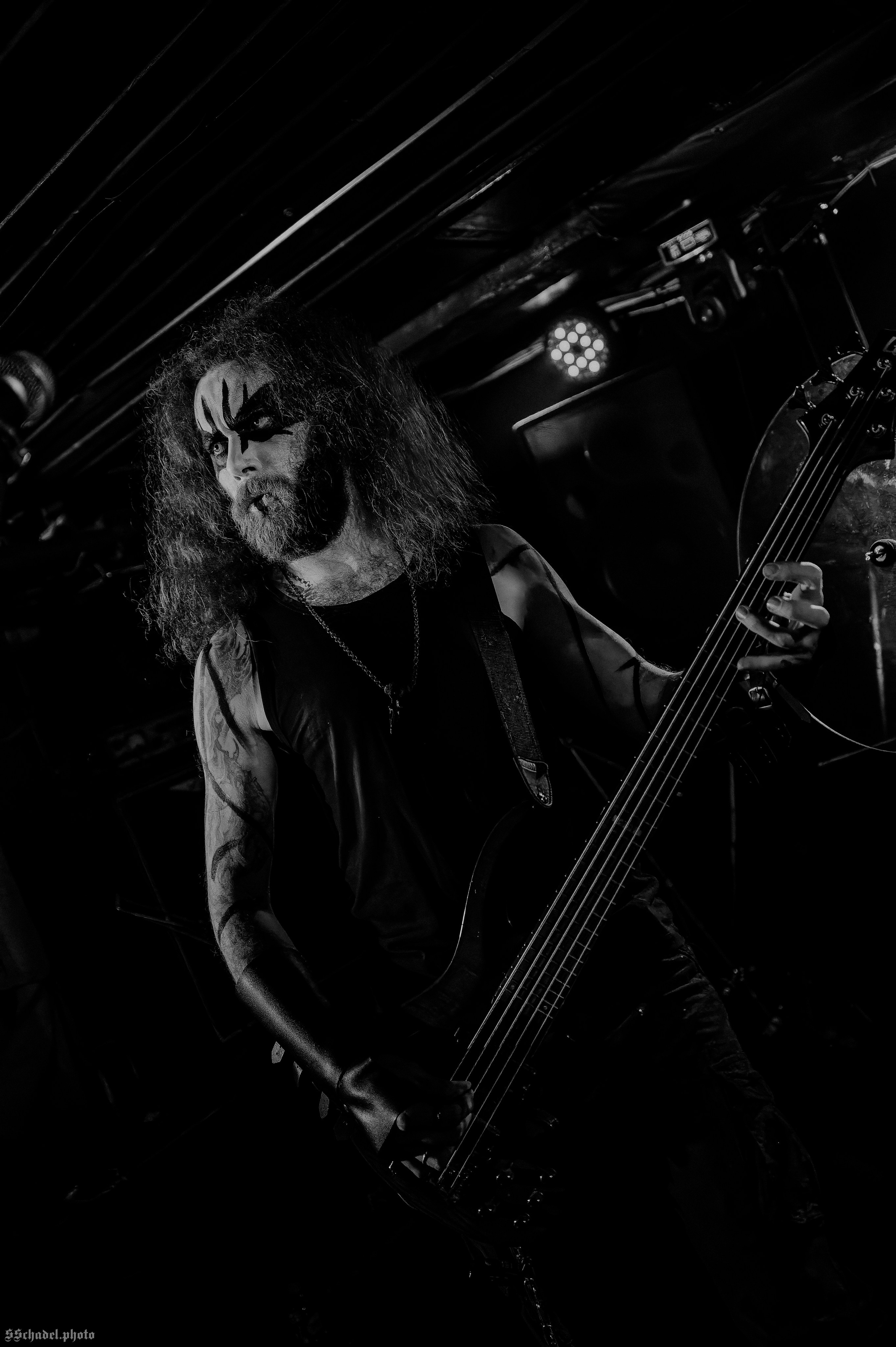 Frostlagte Måne 18.10.25. We will make everything metal!