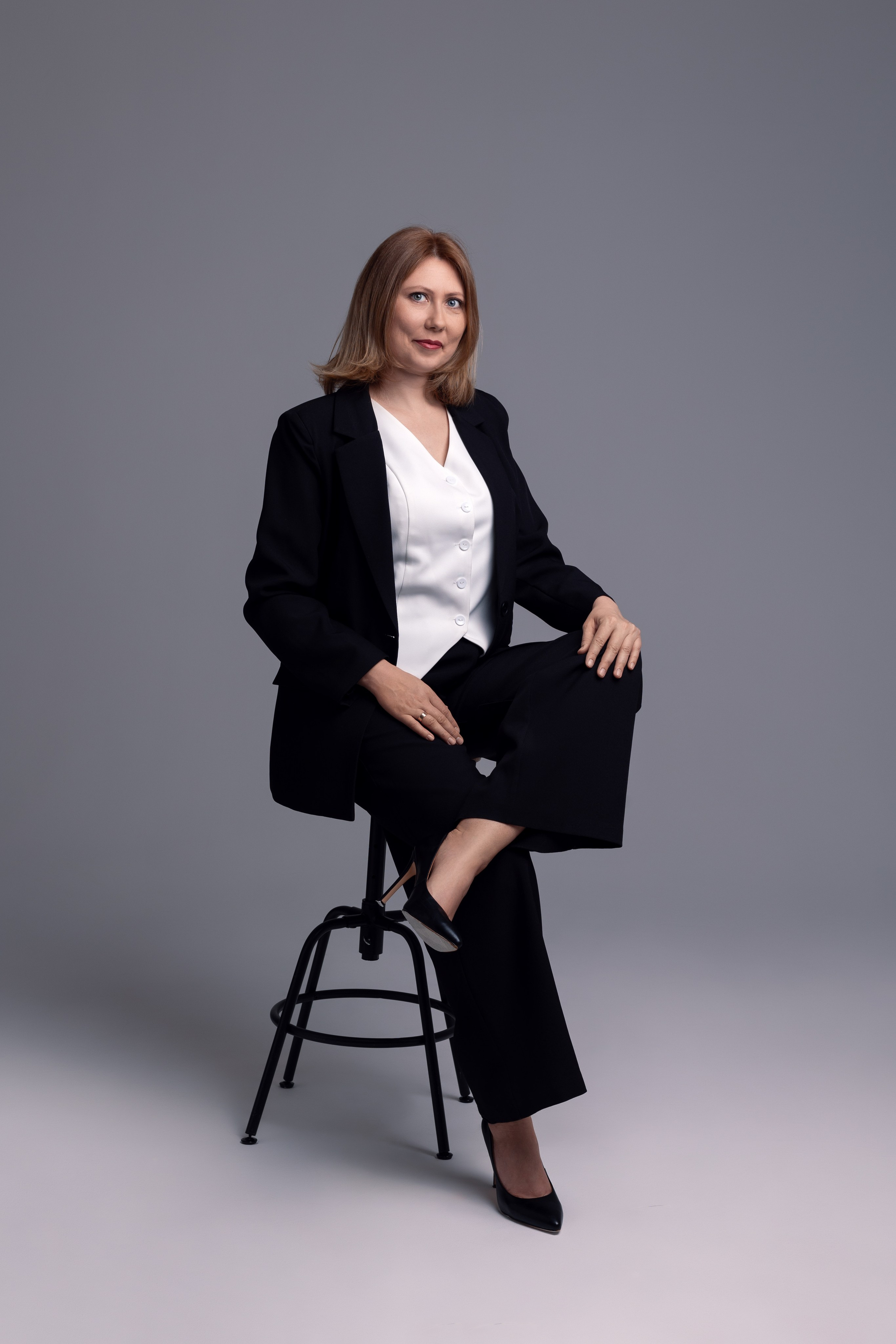 Гибридная фотосессия для психолога в Казани | Кейс с контентом для нейросетей. Контент фотограф Казань Татьяна Горина