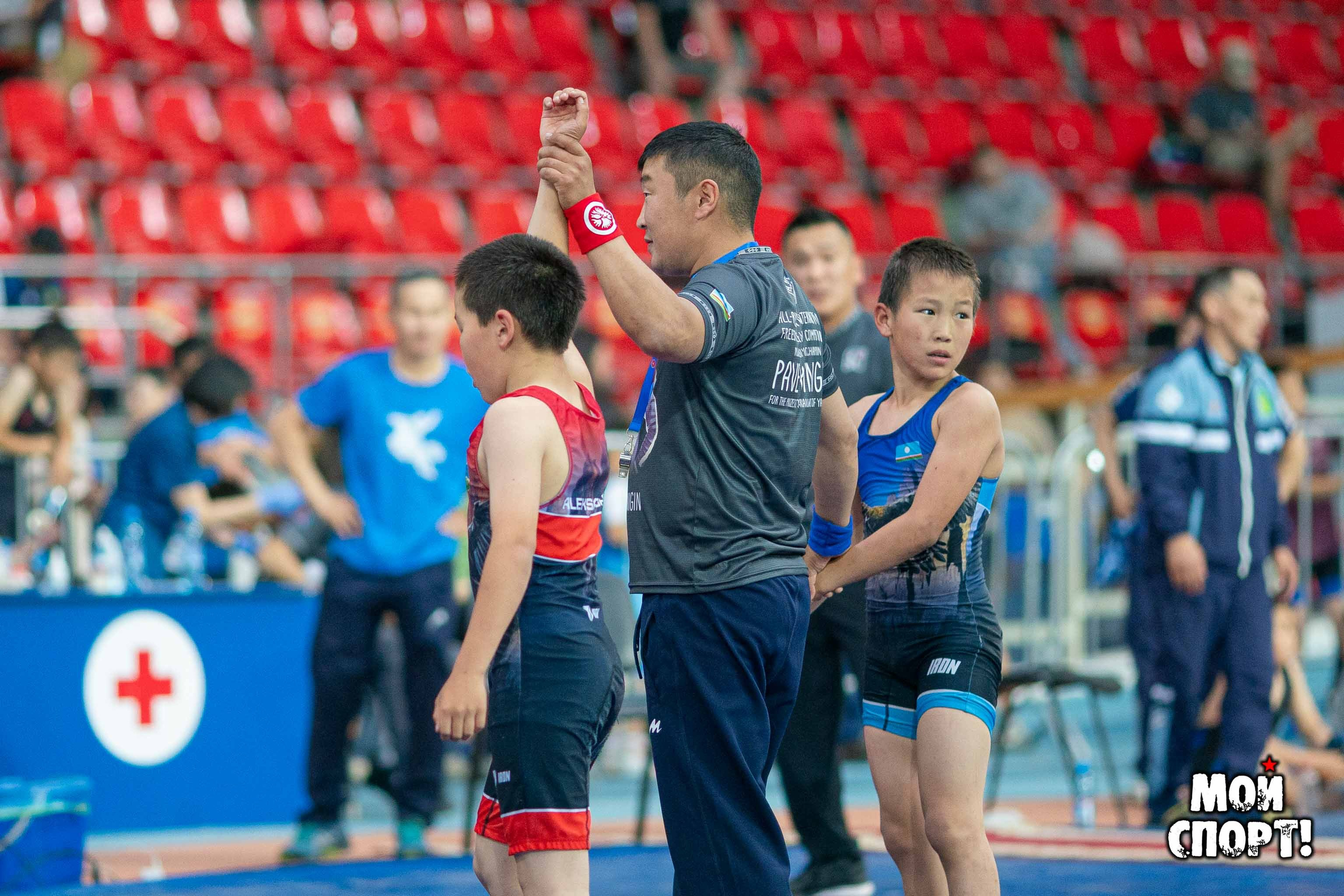 Международный, всероссийский и республиканский турниры по вольной борьбе среди юношей в честь П. П. Пинигина. Студия «Мой Спорт!» — все о спорте в Якутии