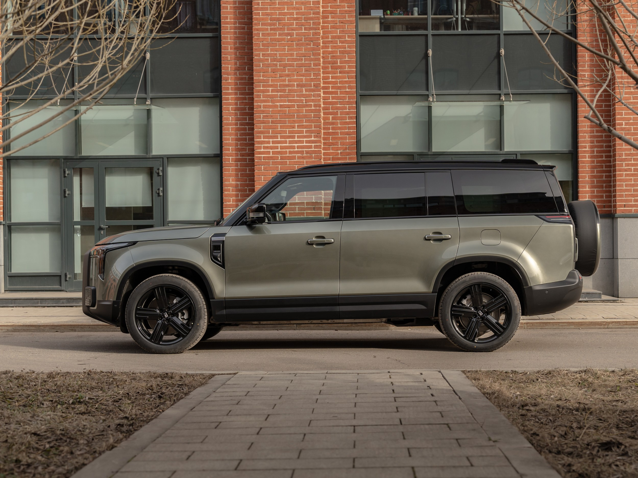 фото polar stone one локация газгольдер