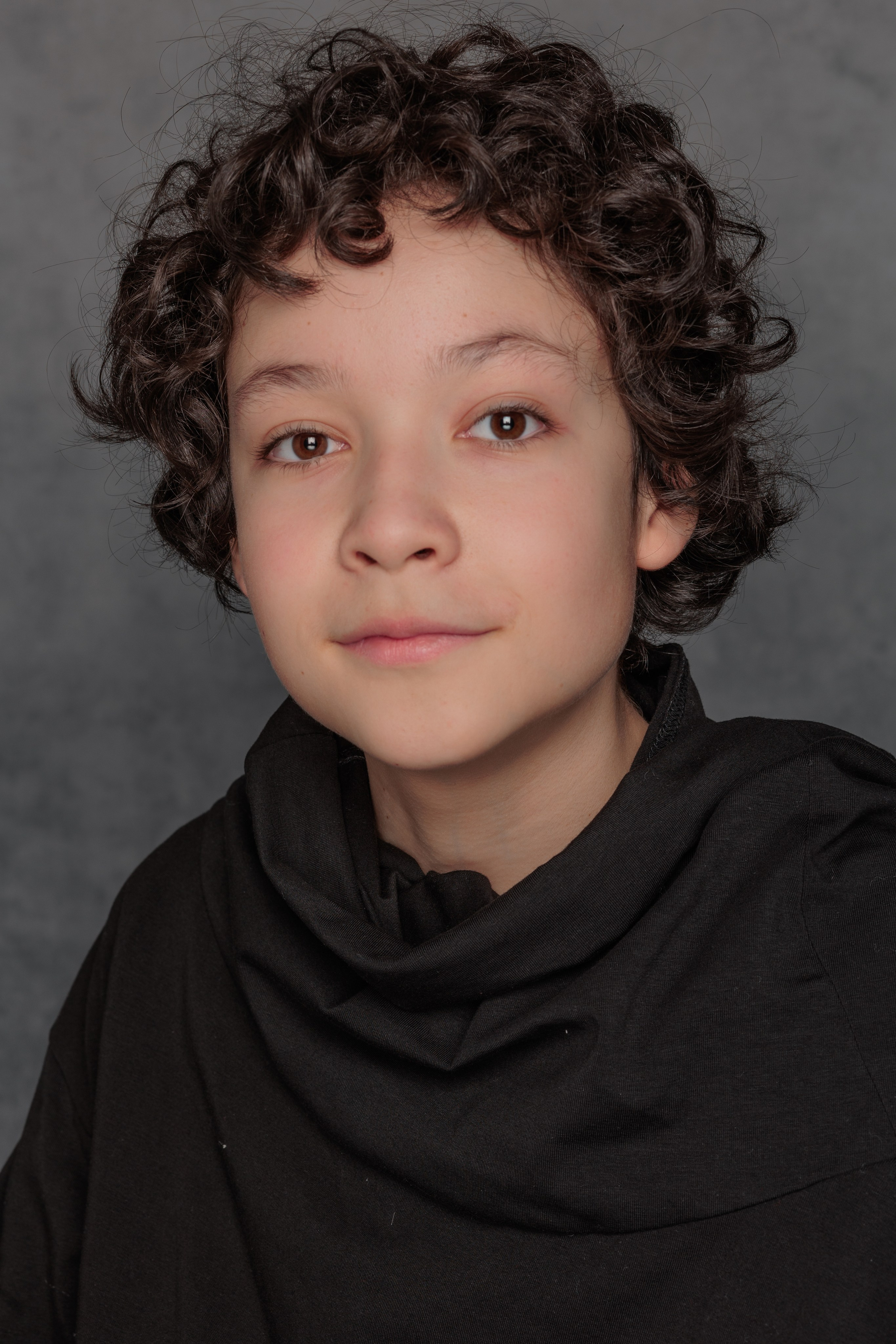 ЛЕОН. Я фотограф из Москвы к Вашим услугам