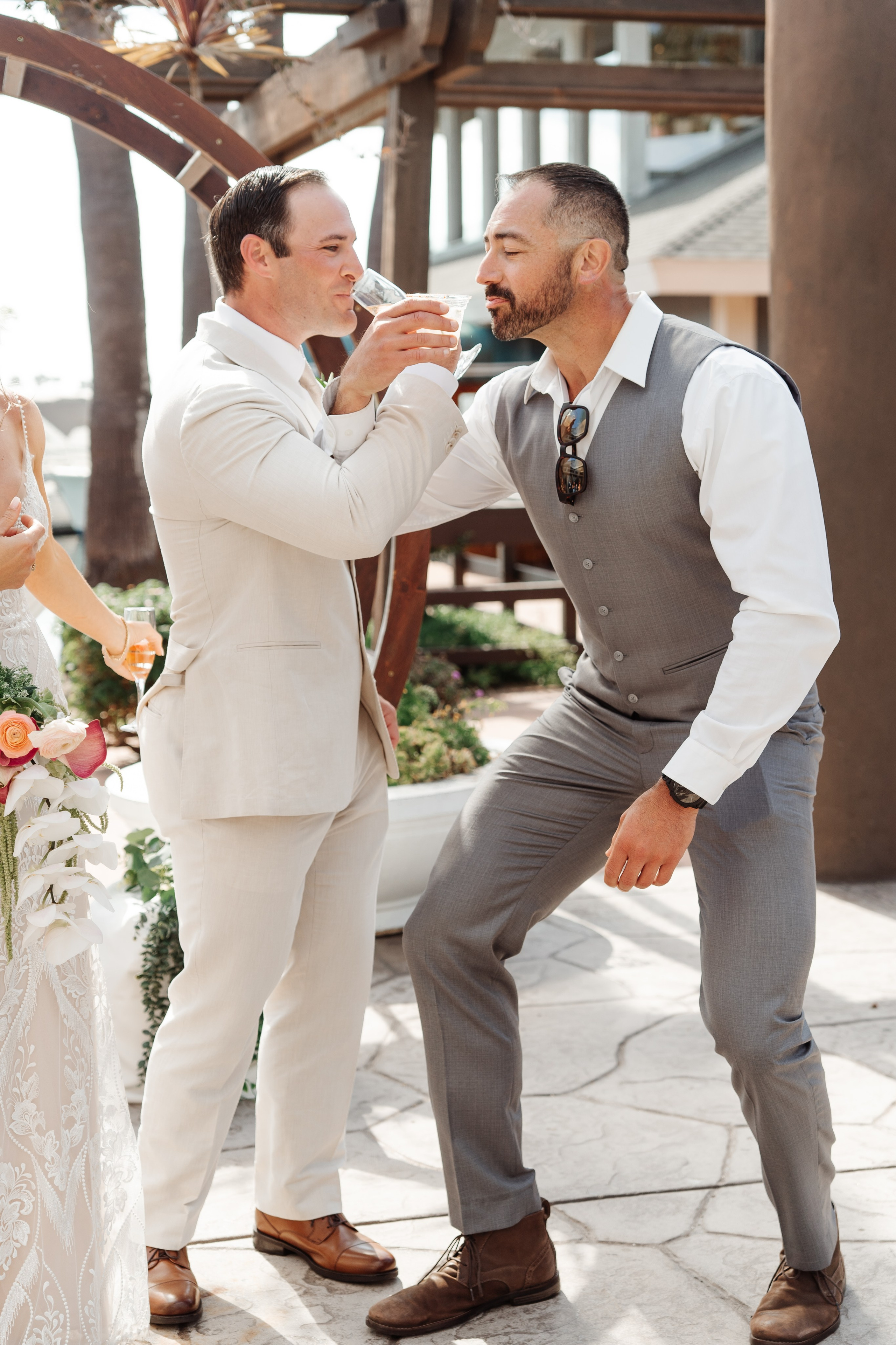 2025-08-16_BryanAmber. Ретушер Зенькевич Света