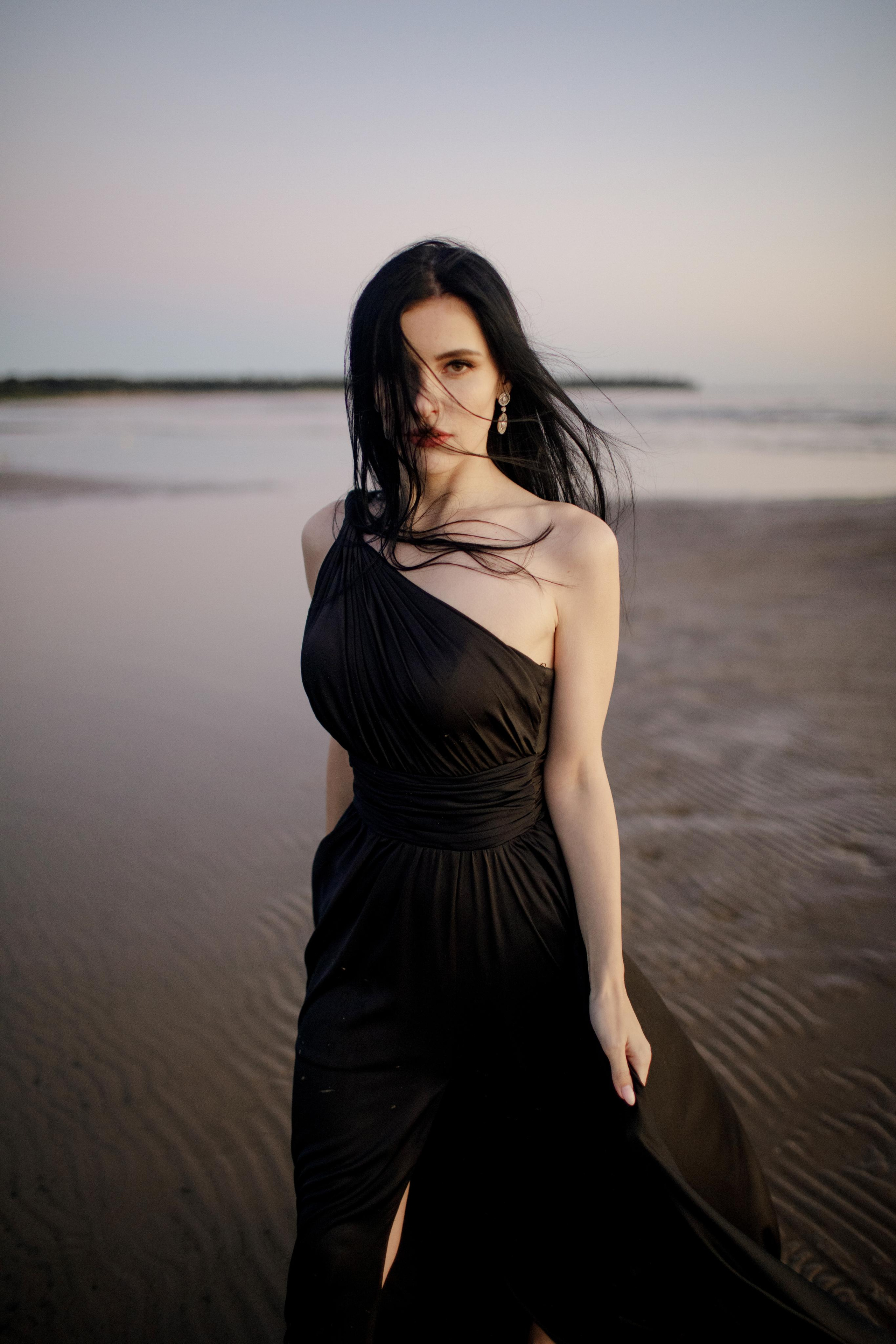 Лиза Каражова