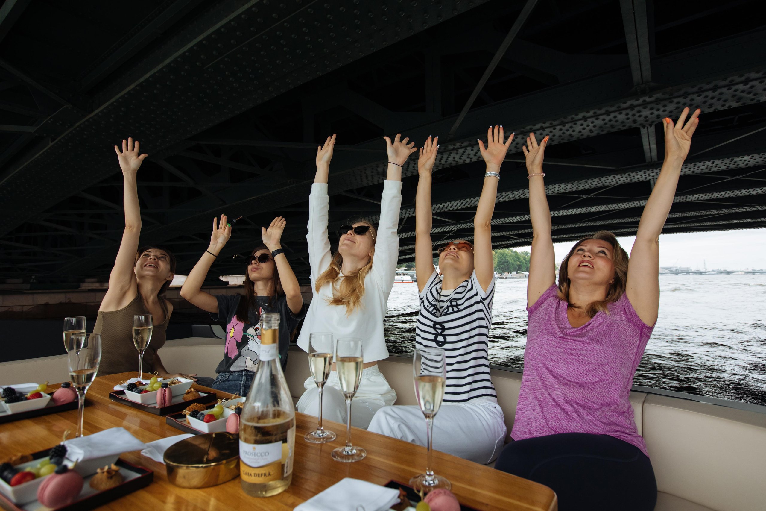 Горячий девичник. Лиза Каражова