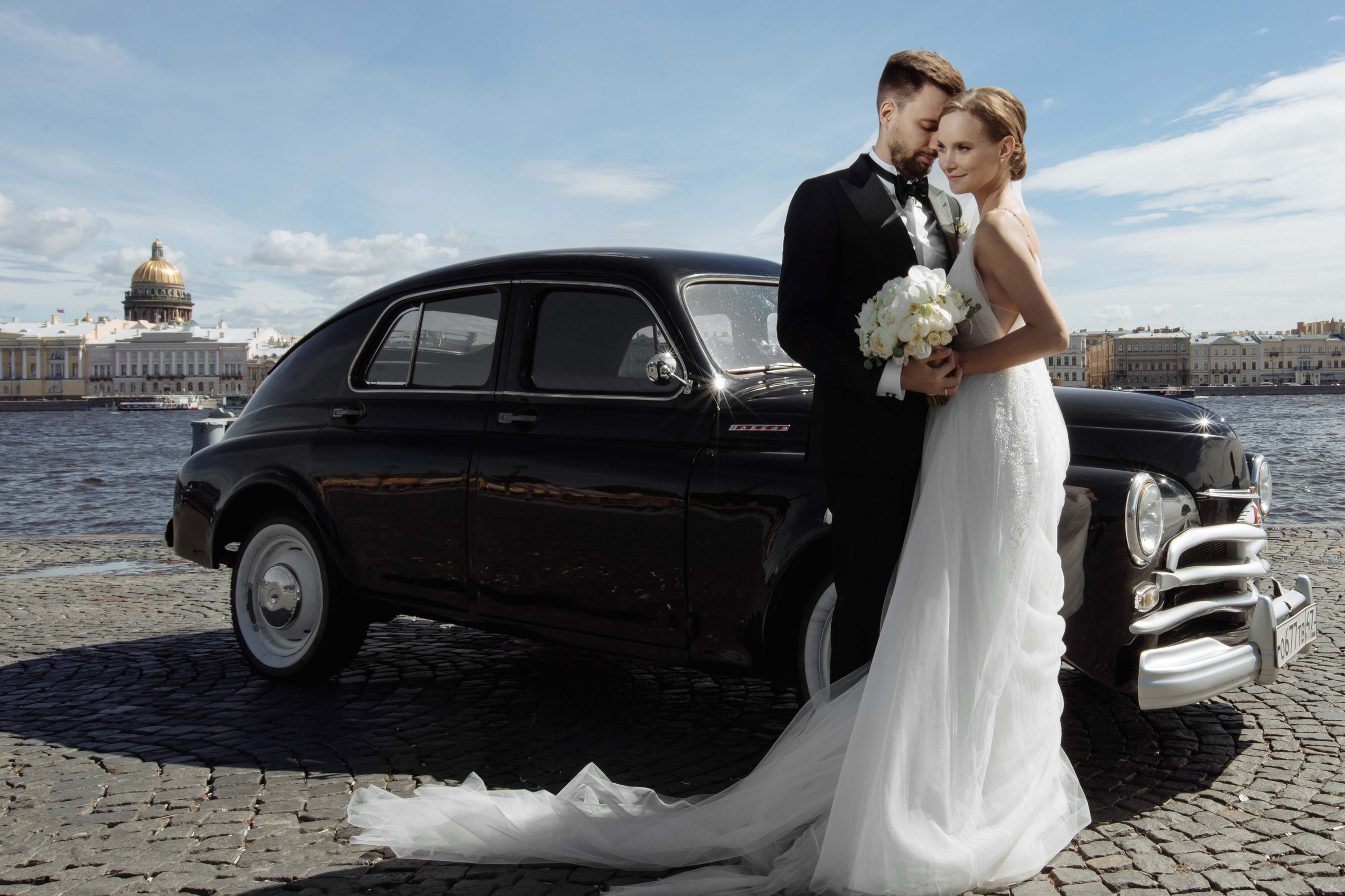 Лиза Каражова