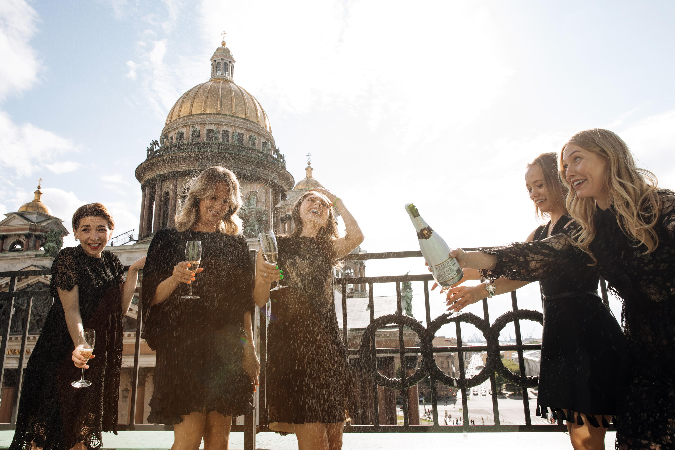 Горячий девичник. Лиза Каражова