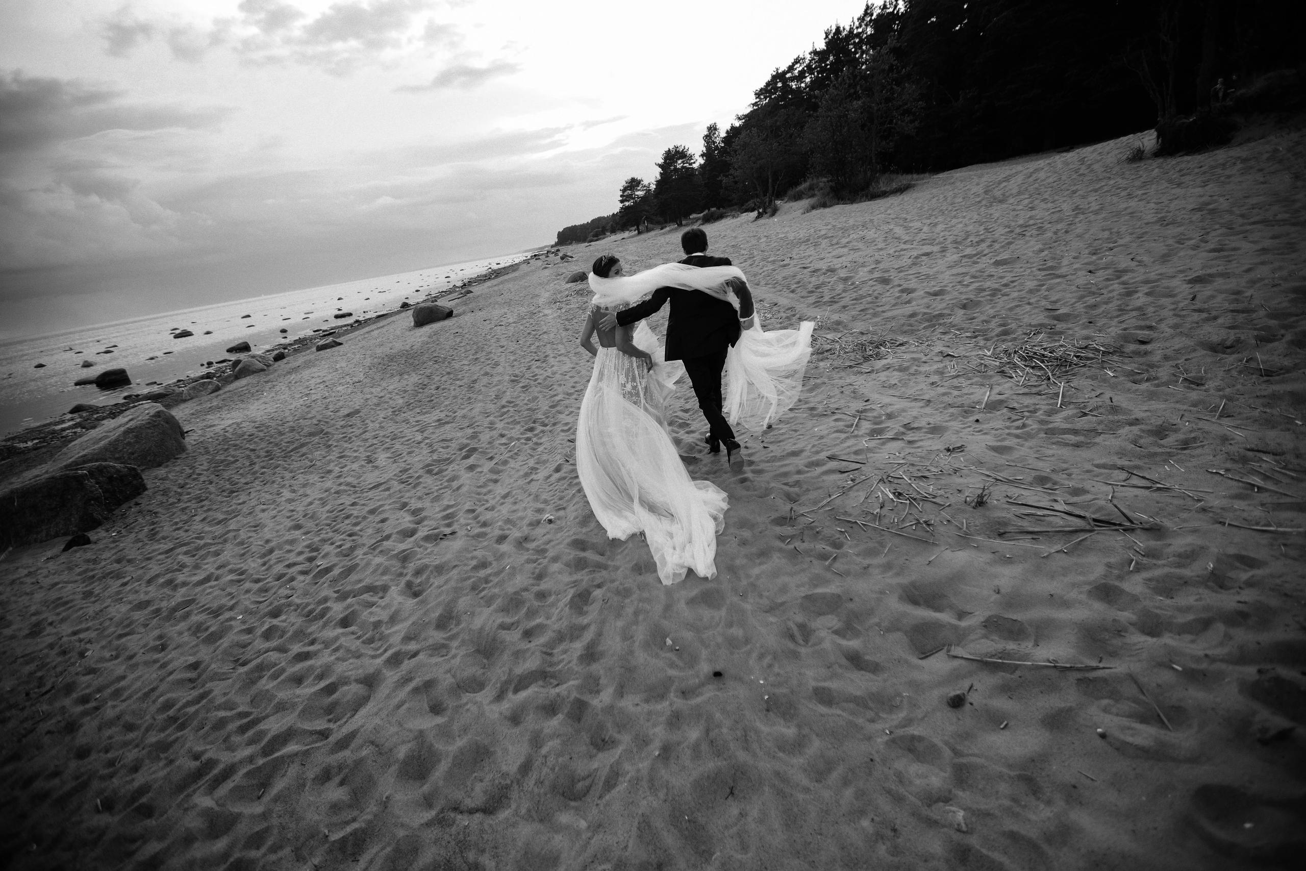 Лиза Каражова