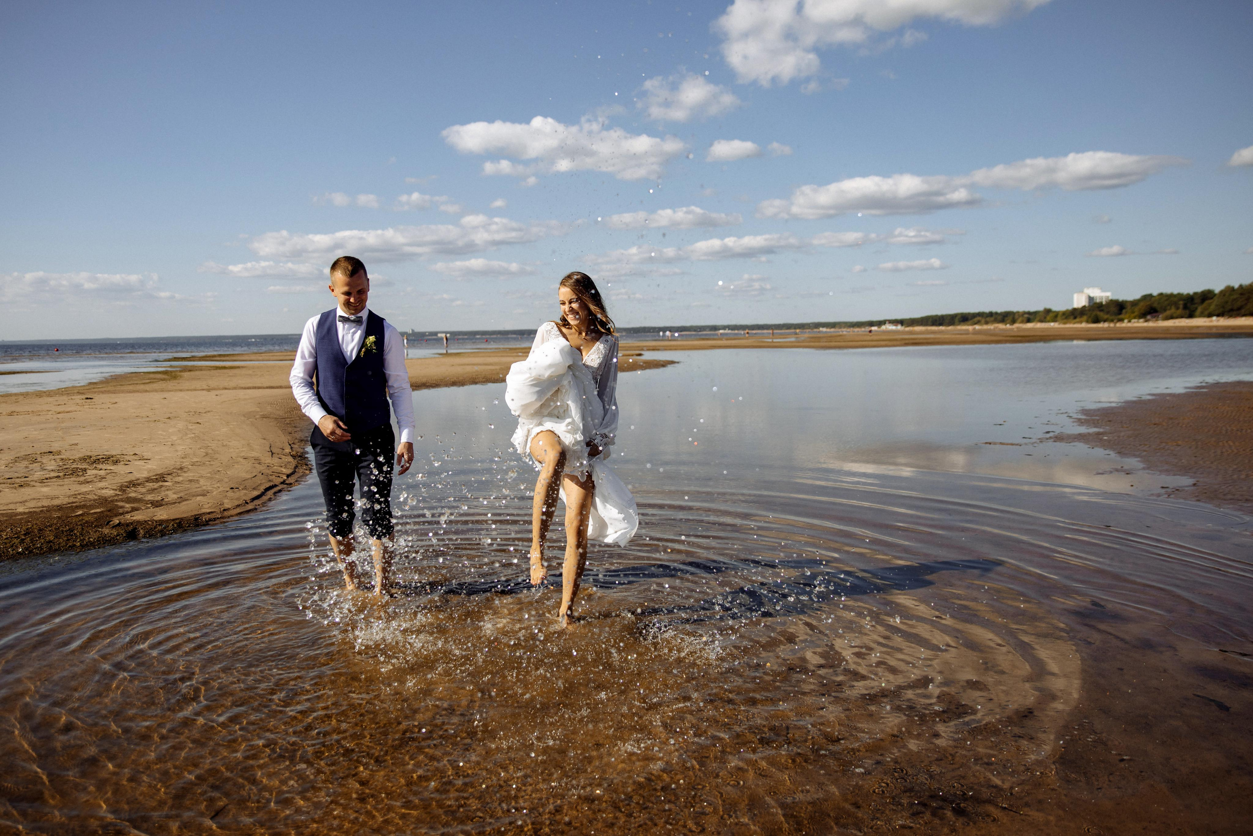На большом воздушном шаре. Лиза Каражова