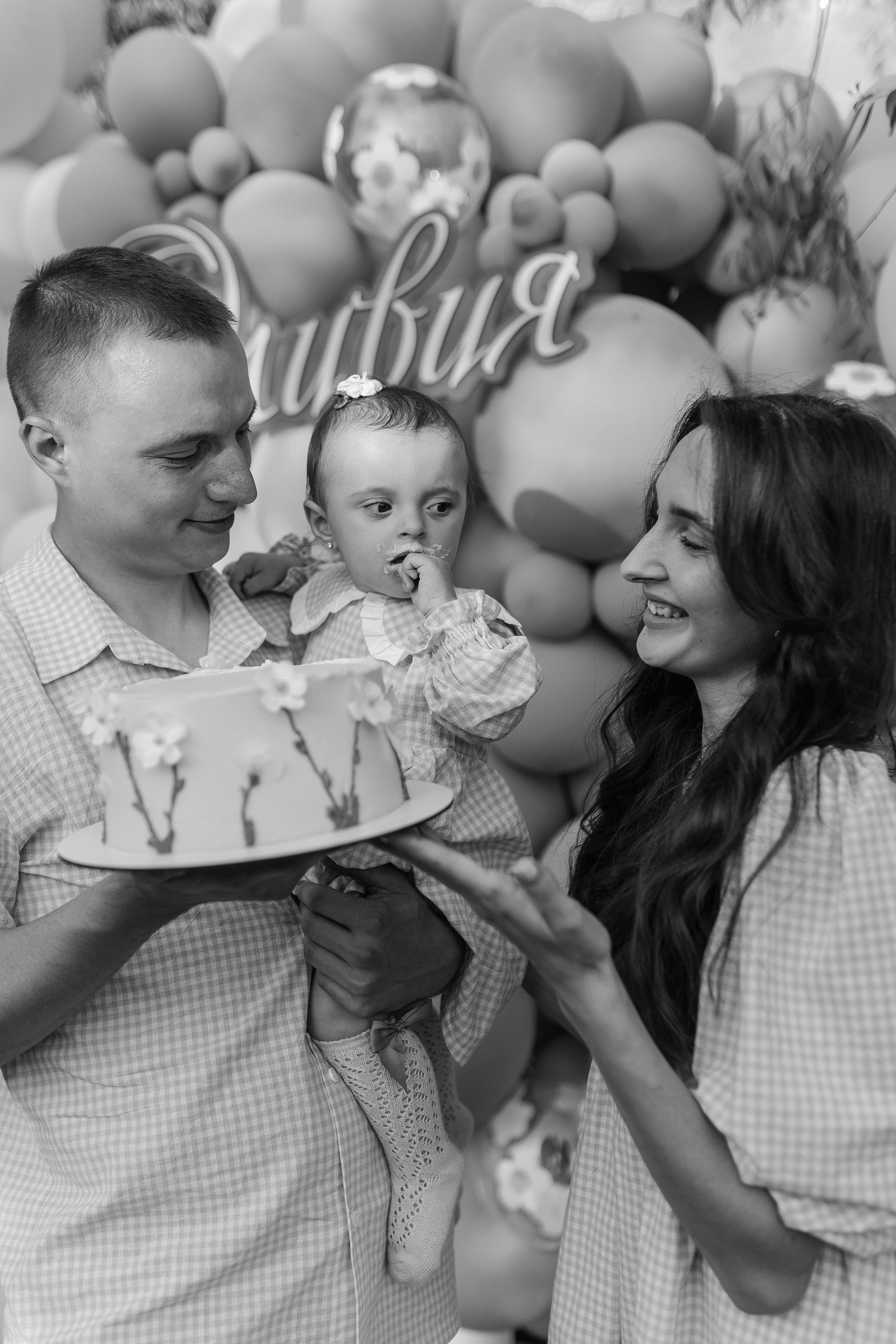 Оливии 1 годик. Свадебный и семейный фотограф в Краснодаре/Геленджике/Сочи/Санкт-Петербурге