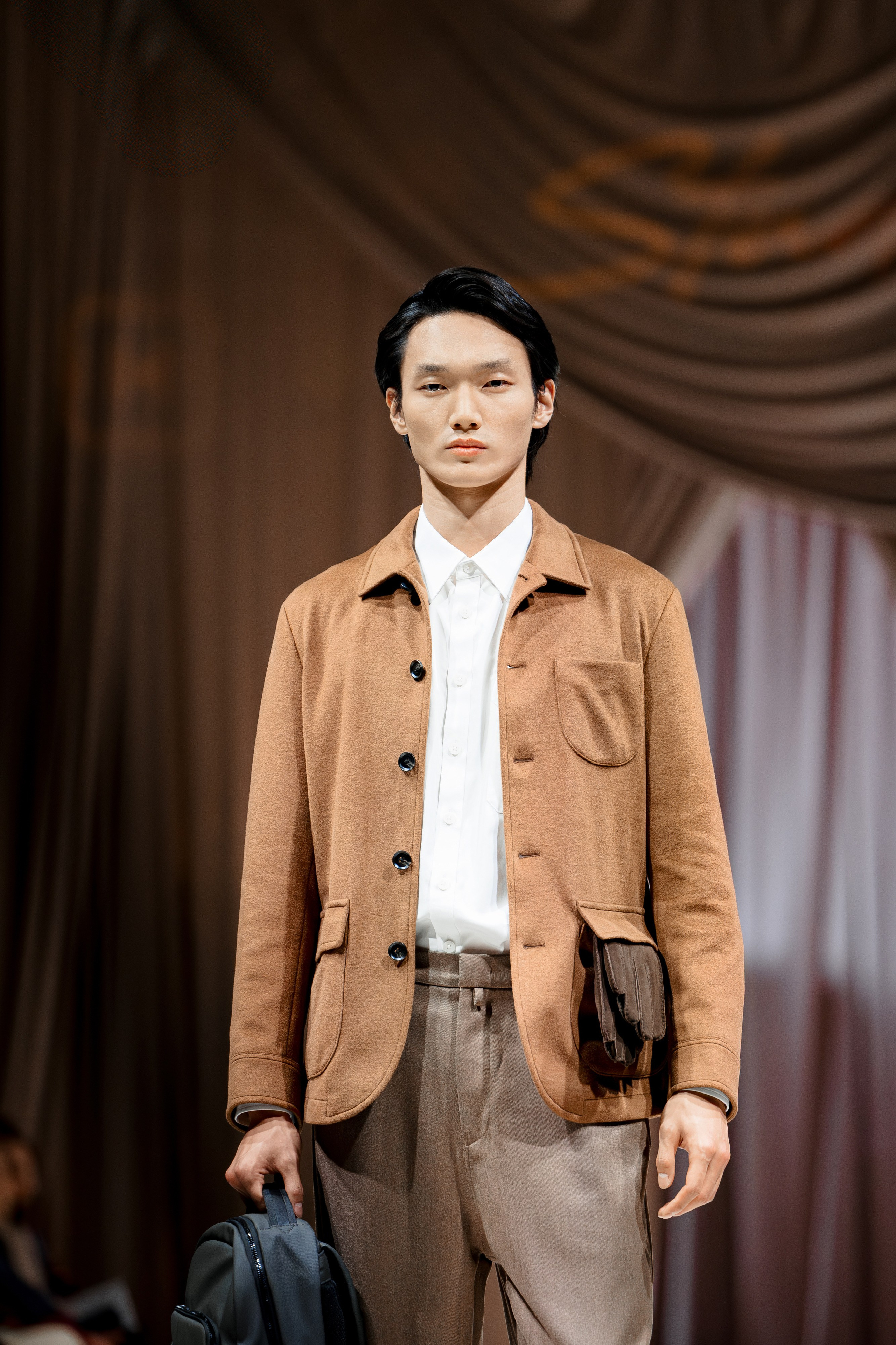 Henderson Fashion Show AW'25. Репортажный фотограф Семён Борисов | Москва