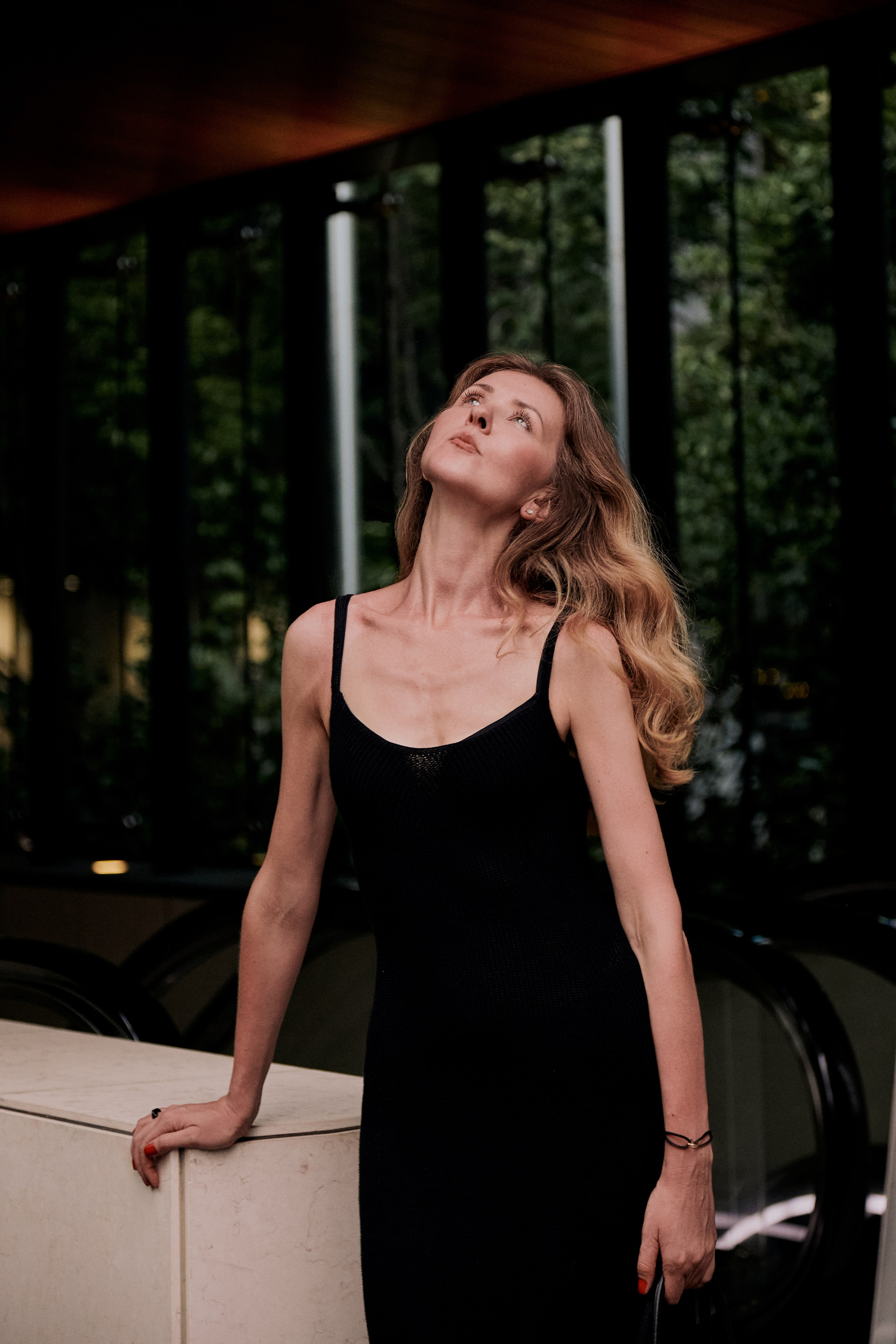 Mila on Tokyo streets. Photographer & retoucher