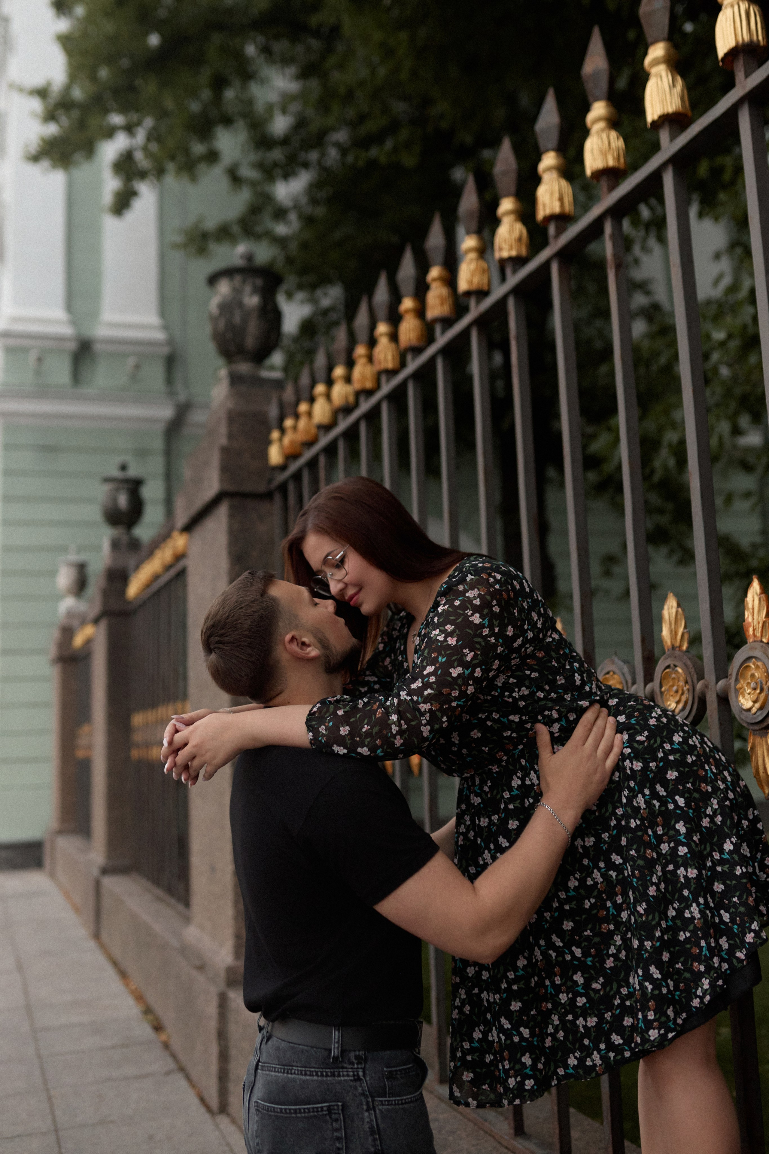 Предложение у Исаакиевского собора. Сестры Карабаза. Фотографы и ретушеры в Москве и Санкт-Петербурге