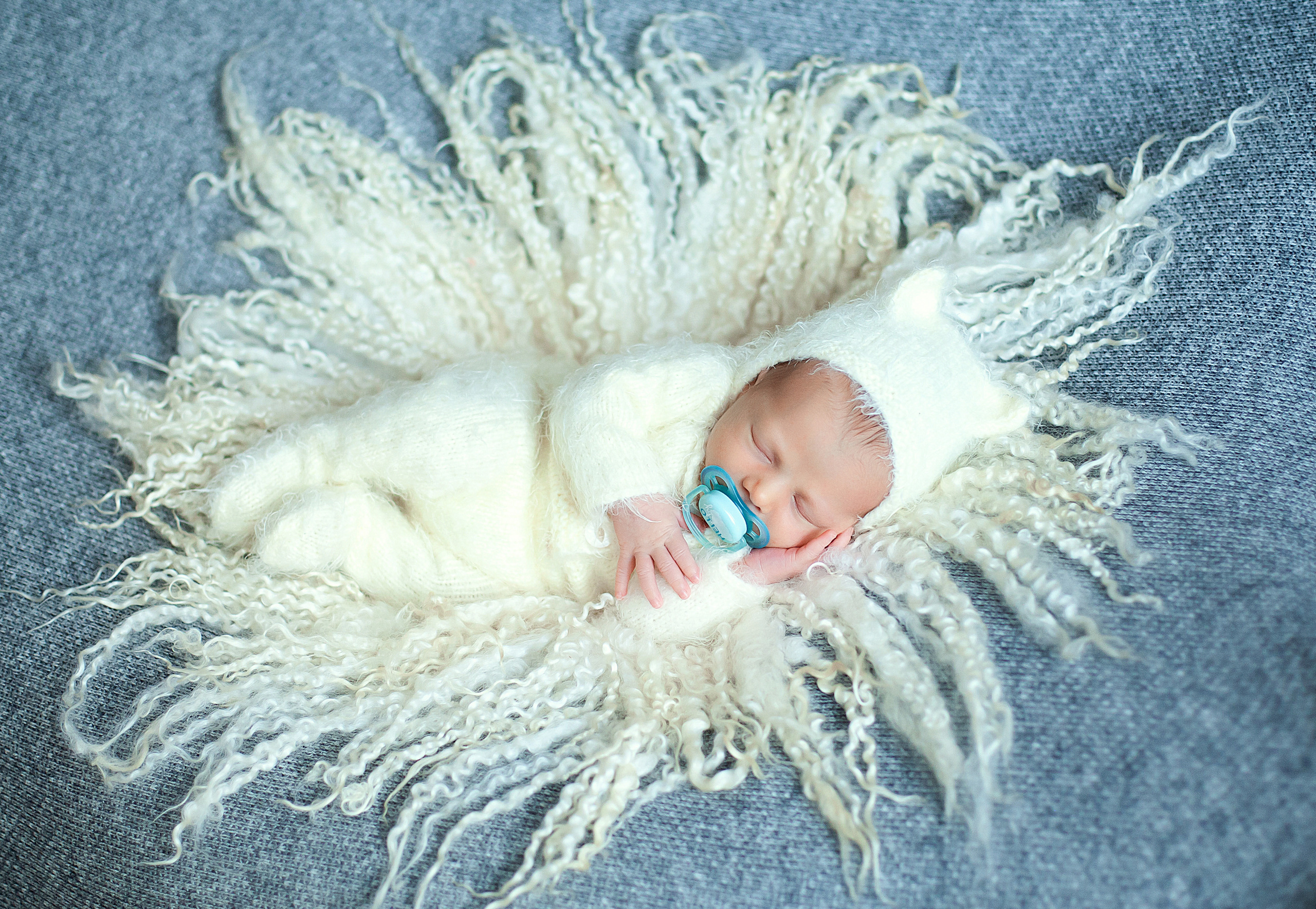 Фотосессия новорожденных в Брянске. Фотограф новорожденных в Брянске Анжелика Прохоренкова