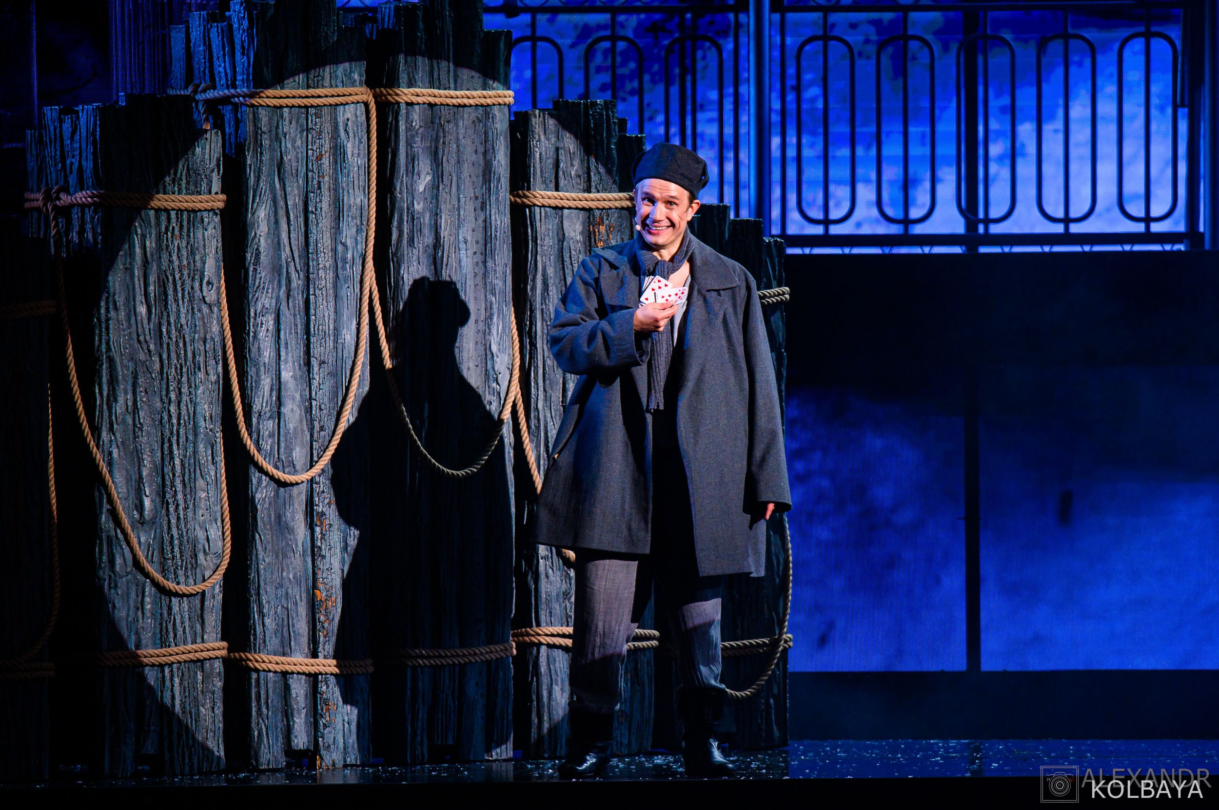 Фоторепортаж с мюзикла Вальс-Бостон 18 сентября 2025 года. Концертный и театральный репортажный фотограф в Москве Александр Колбая