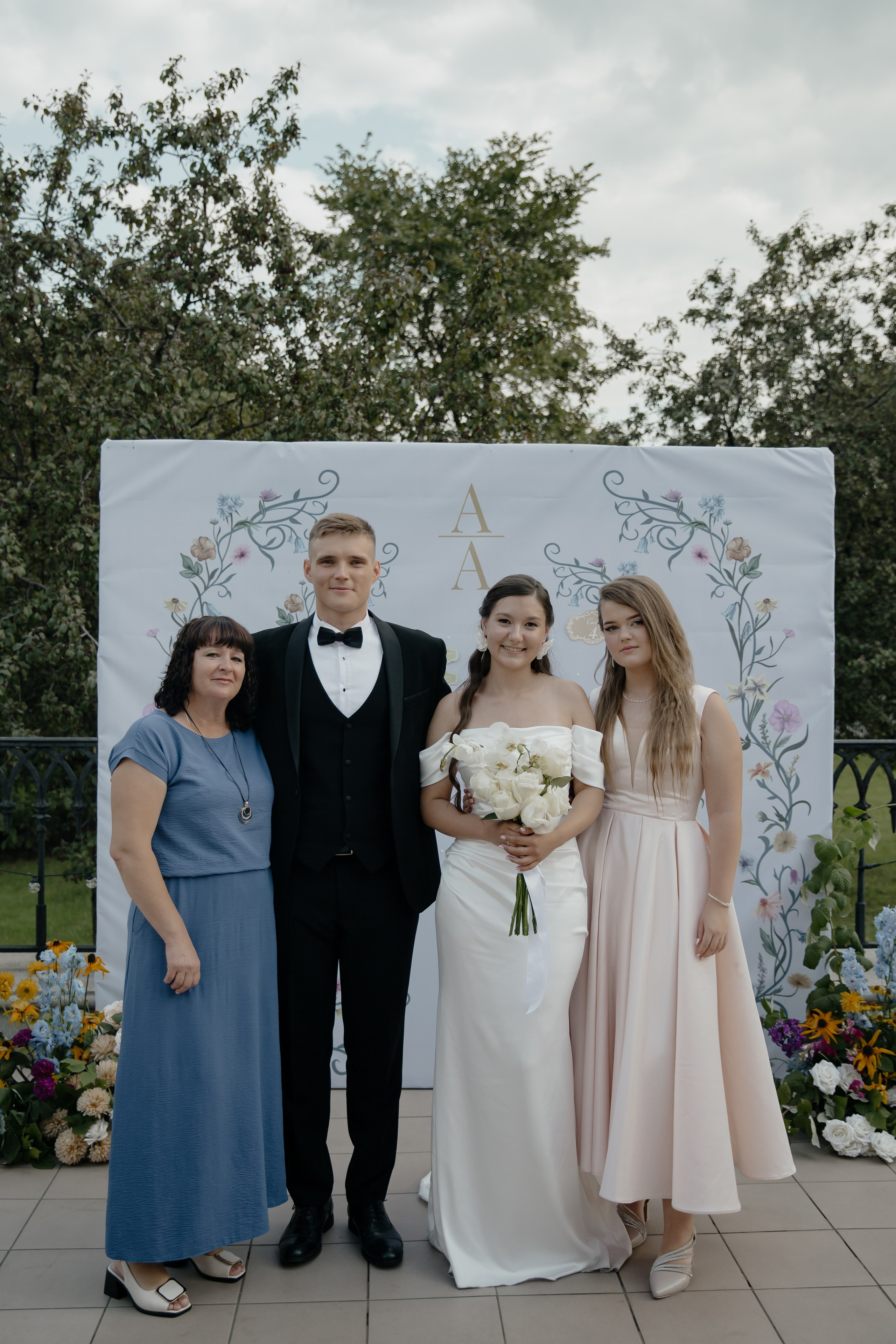 25.08.2024. RETOUCH-HOUSE