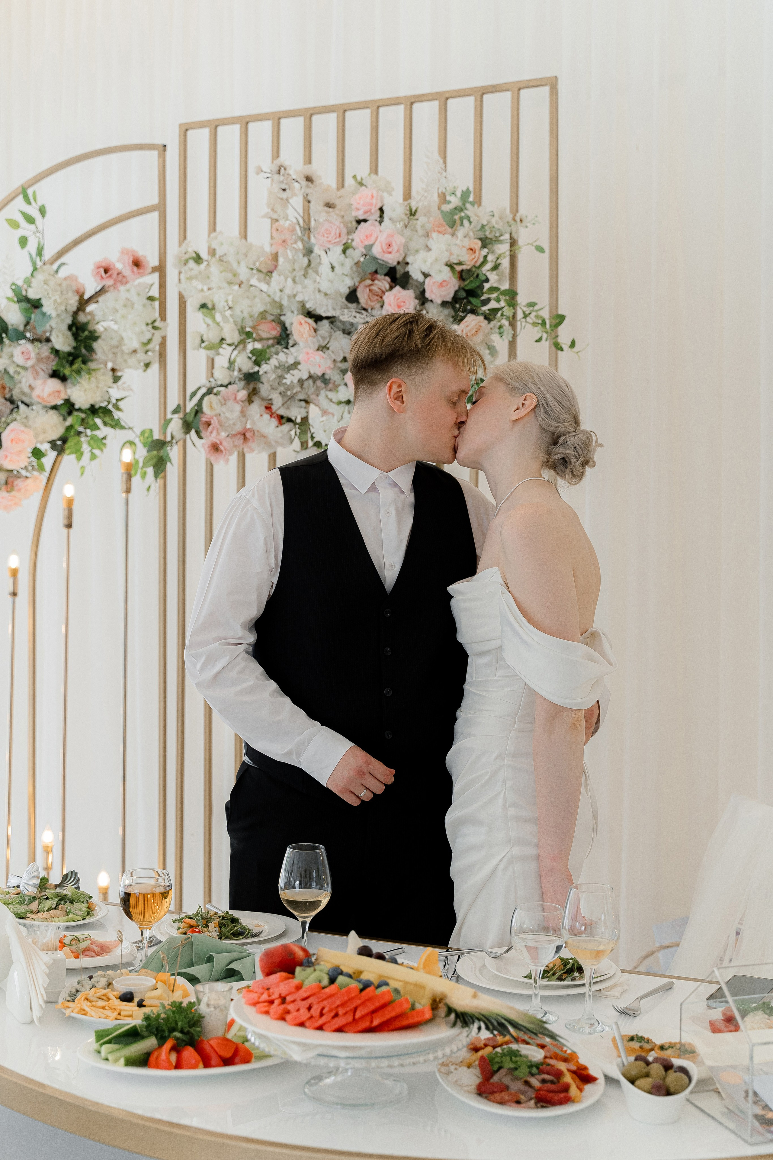 Владимир & Яна. RETOUCH-HOUSE