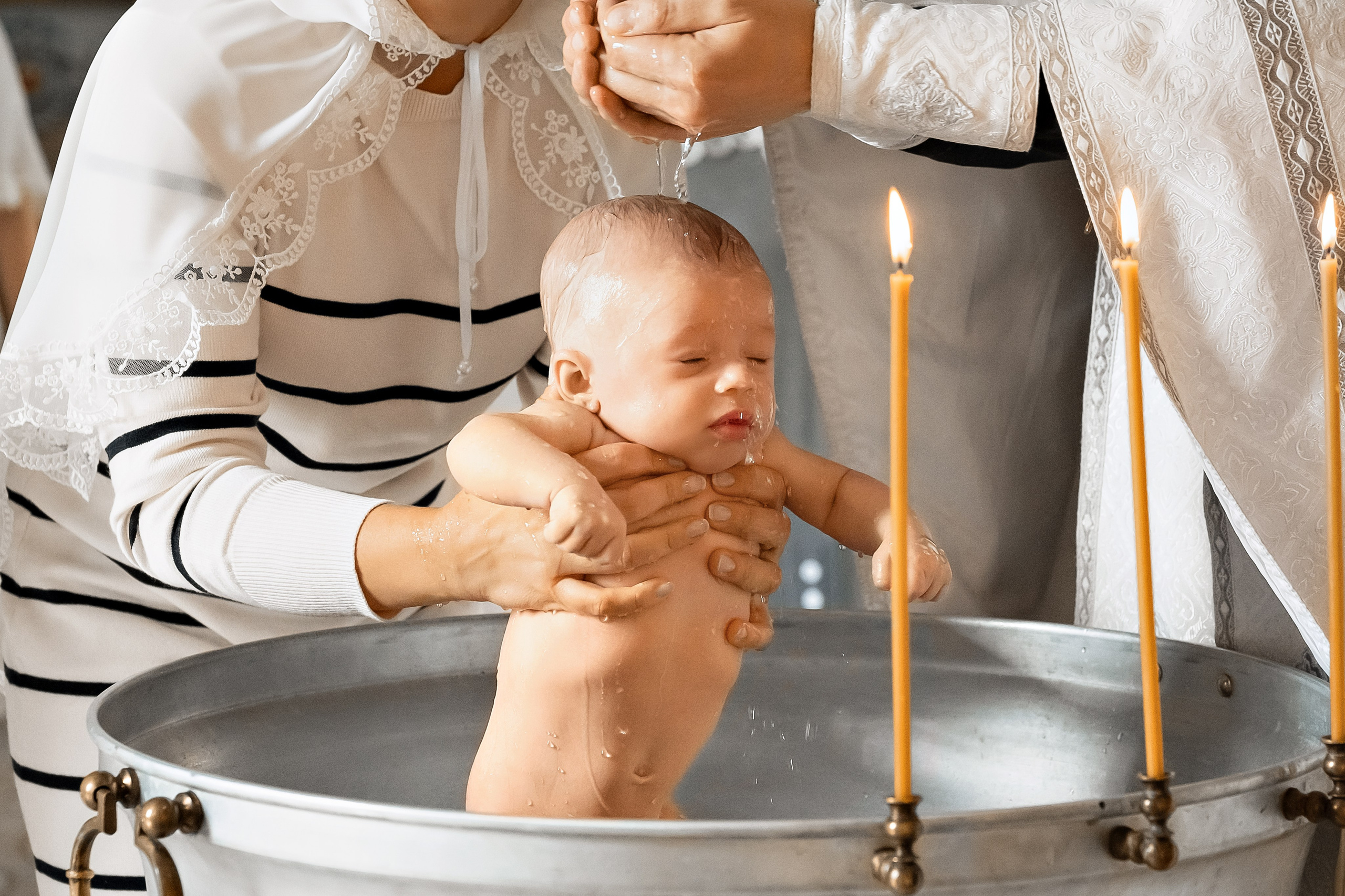 Храм Введения во храм Пресвятой Богородицы. Церковный фотограф на Таинство Крещения и Венчания в Оренбурге и Оренбургской области Екатерина Белкина