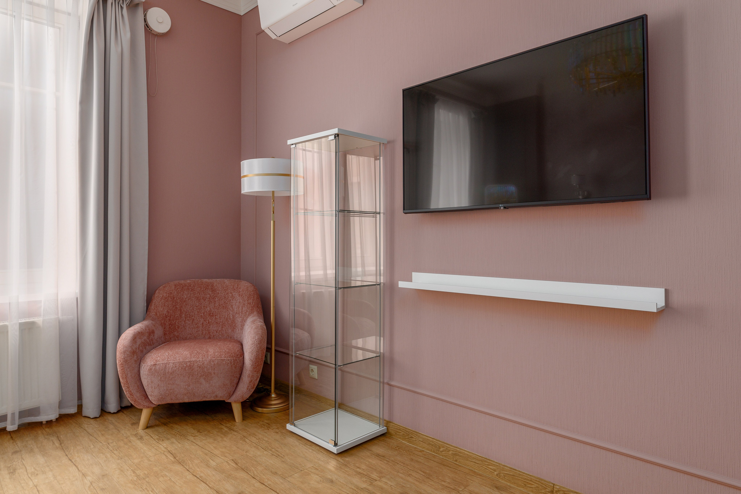 Трёхкомнатная квартира, Морской пр-кт