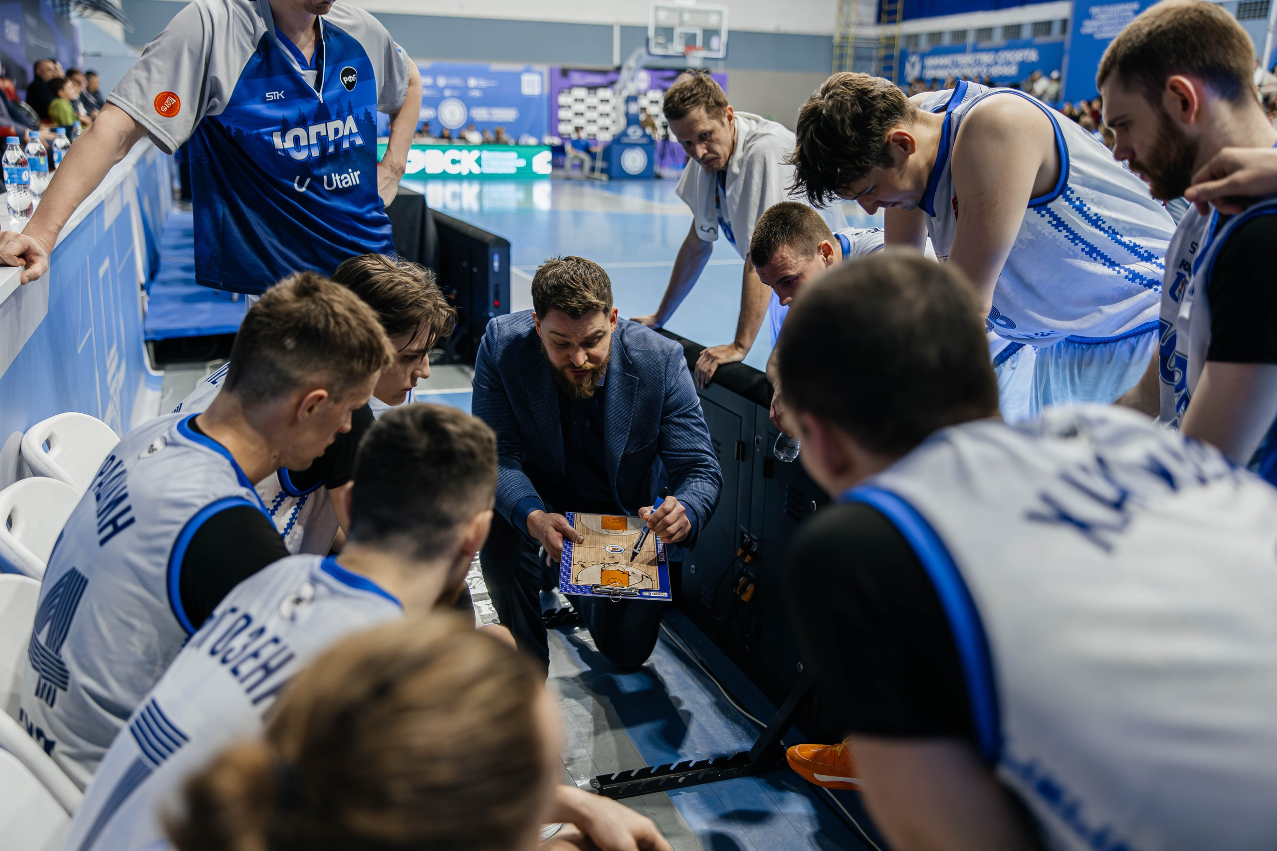 Баскетбол — Динамо. Репортажный и свадебный фотограф во Владивостоке Максим Цой