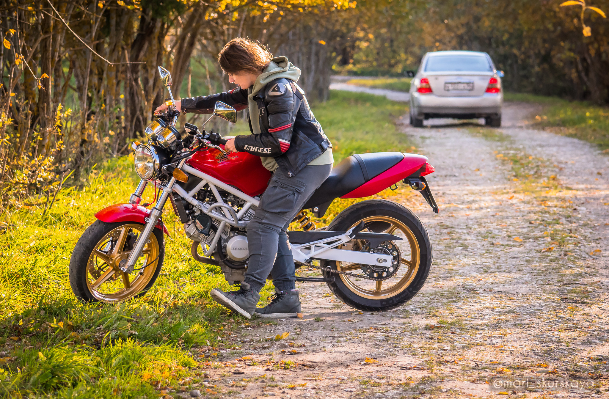 Аня — Фотопрогулка — Honda CBR600 и Honda VTR250. Мотофотограф в Санкт-Петербурге Мария Скурская