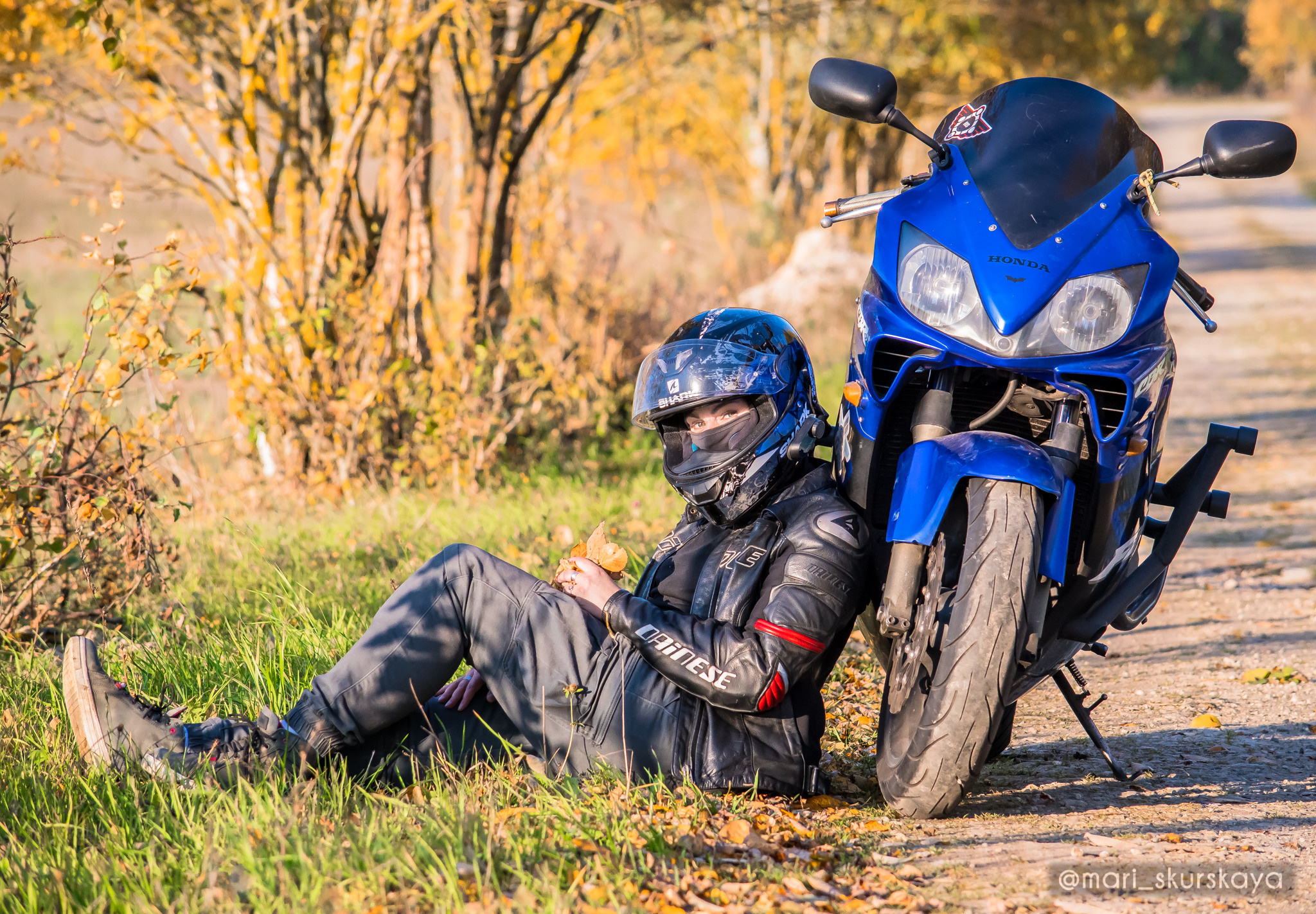 Аня — Фотопрогулка — Honda CBR600 и Honda VTR250. Мотофотограф в Санкт-Петербурге Мария Скурская