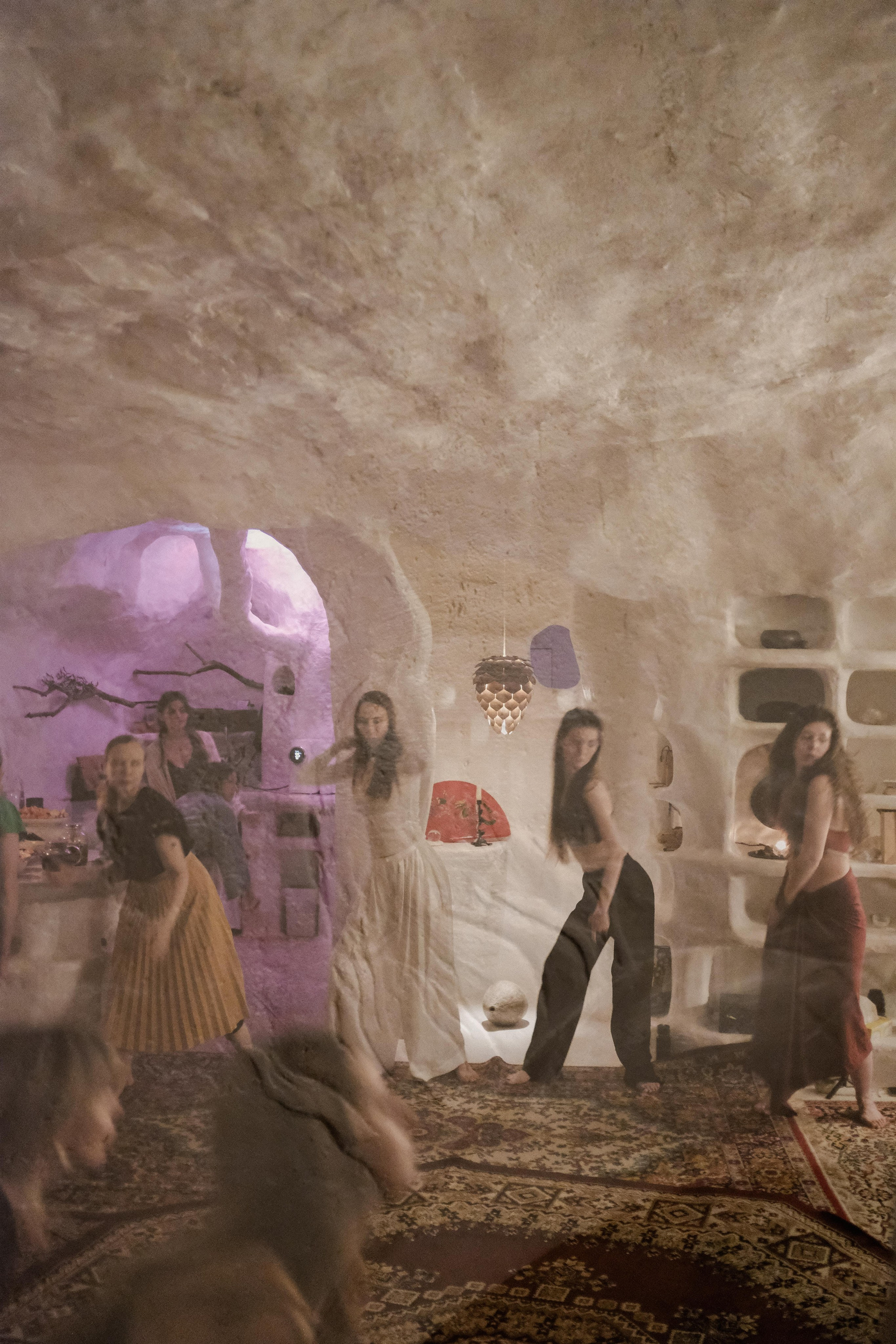 Танцевальное погружение с Кариной Клавихо и Андреем Танзю в Cave. Событийный и тревел фотограф в Москве и по всему миру Мария Салахутдинова