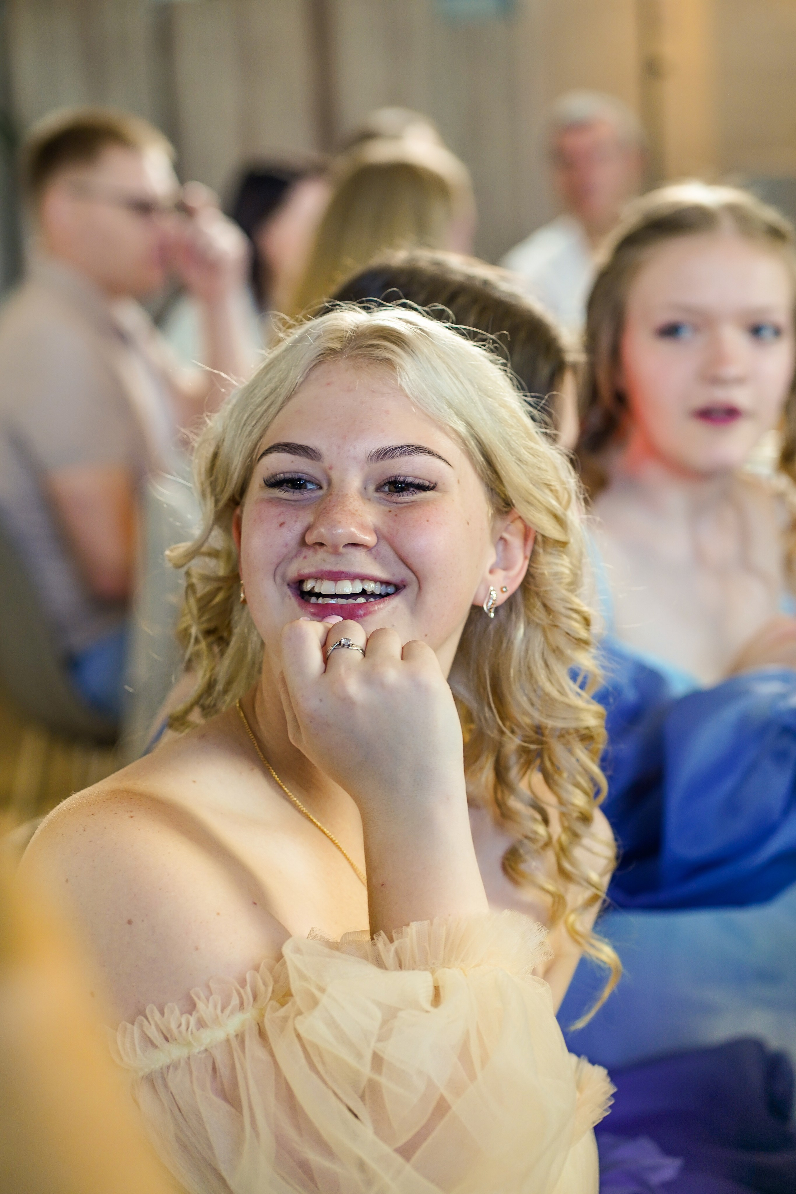 Выпускной вечер, гимназия № 40, 9 класс. Семейный и портретный фотограф в Екатеринбурге Анна Лобанова