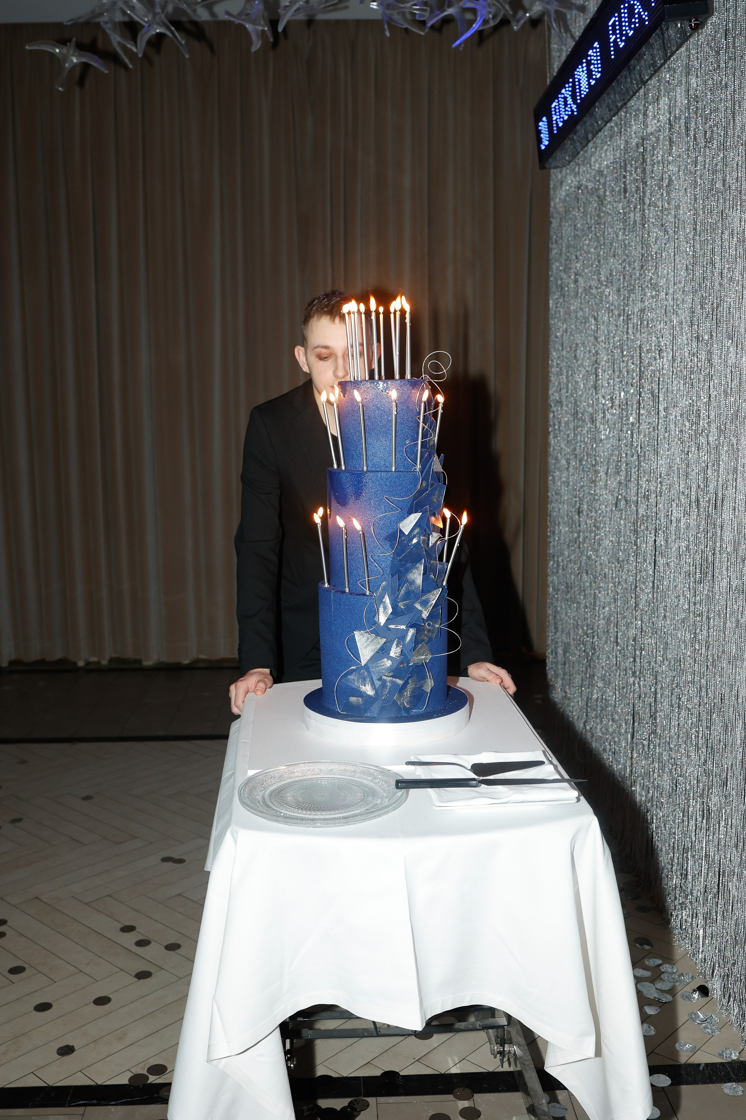 СЕРГЕЙ СУХОВ. Nikolskayasecular