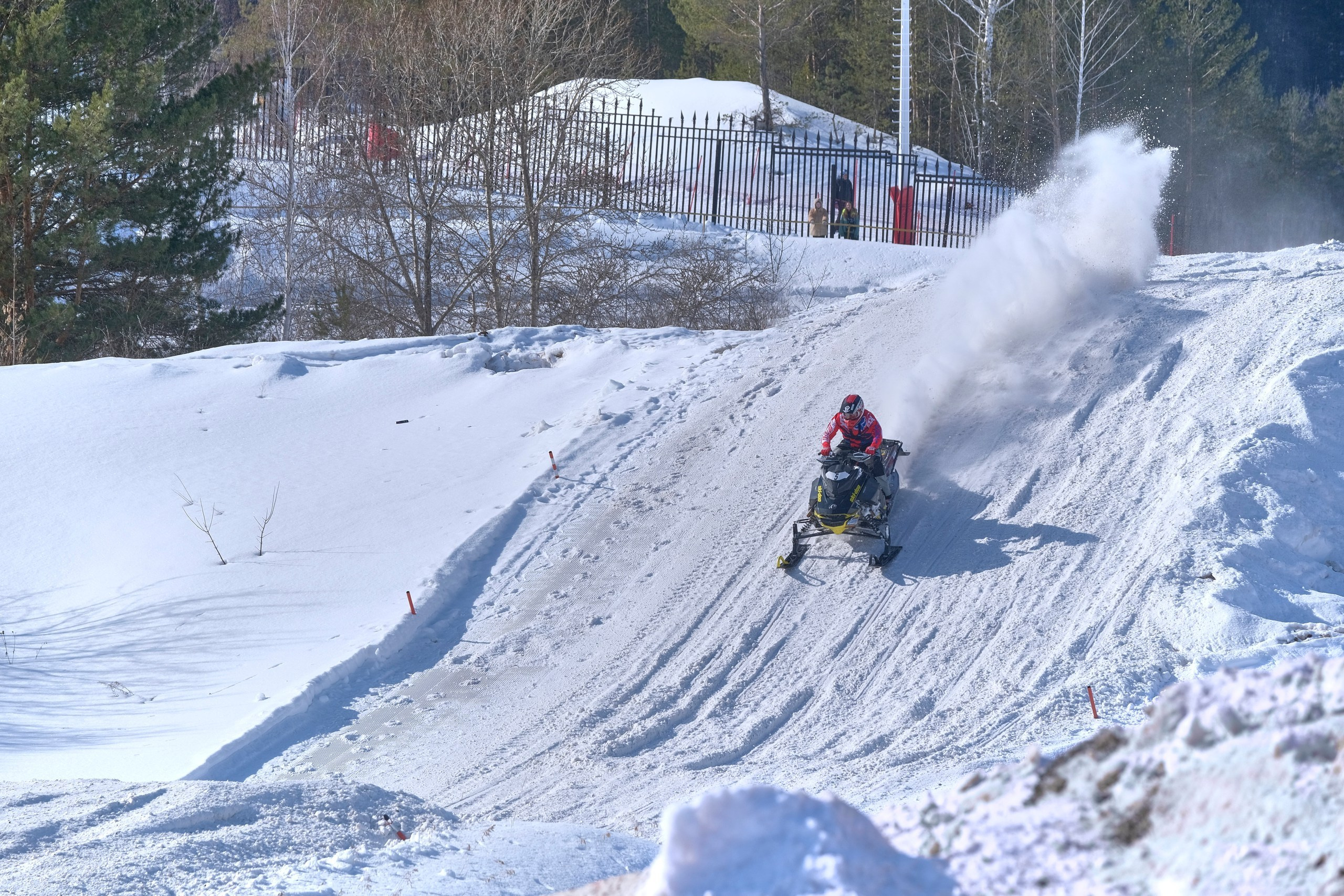 Соревнования по сноубайк кроссу и снегоходам. Свадьбы, Love Story, репортаж и портреты в Екатеринбурге