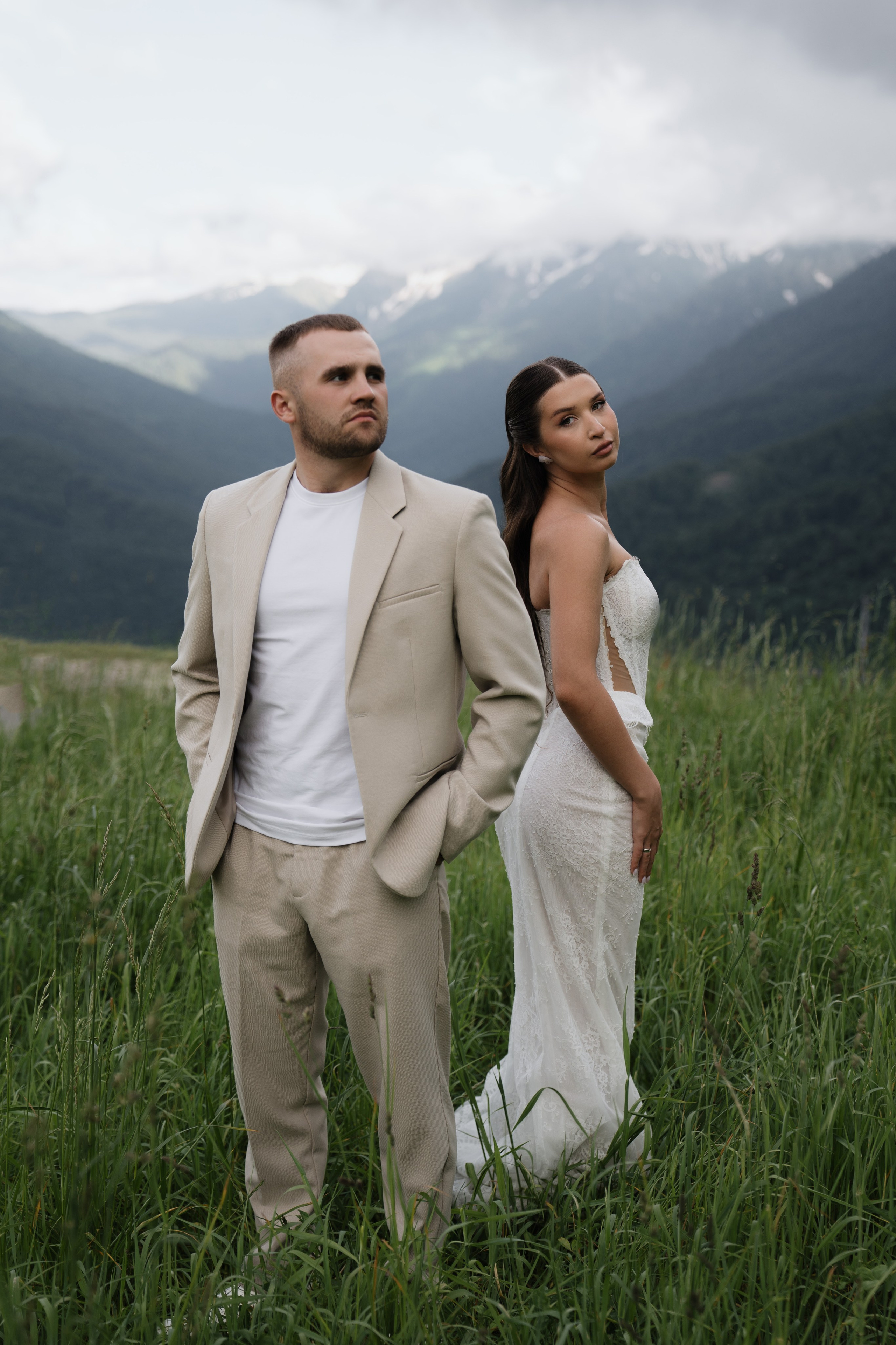 Юлия и Денис — Свадебный фототур. Фотограф в Сочи / Фототуры на кабриолете | Виктор Рогулев