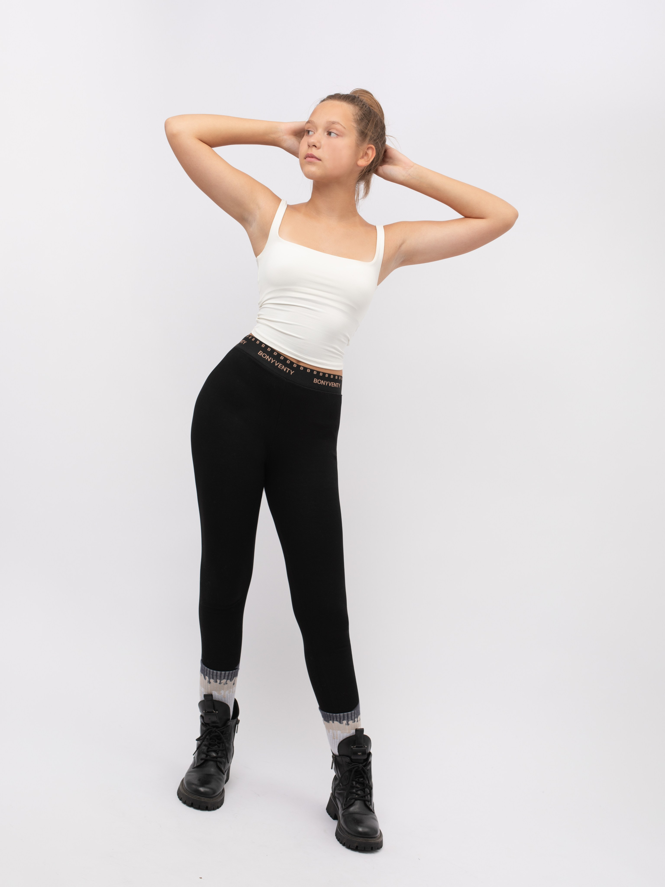 Утепленные лосины. Фотостудия предметной и модельной съёмки для маркетплейсов