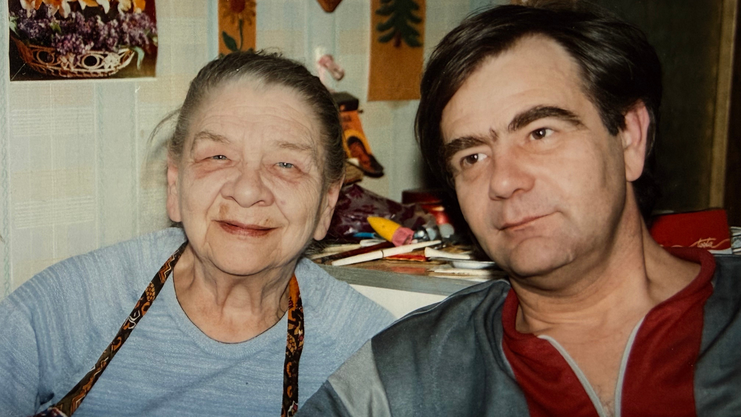 Об авторе. Художник Александр Захаров