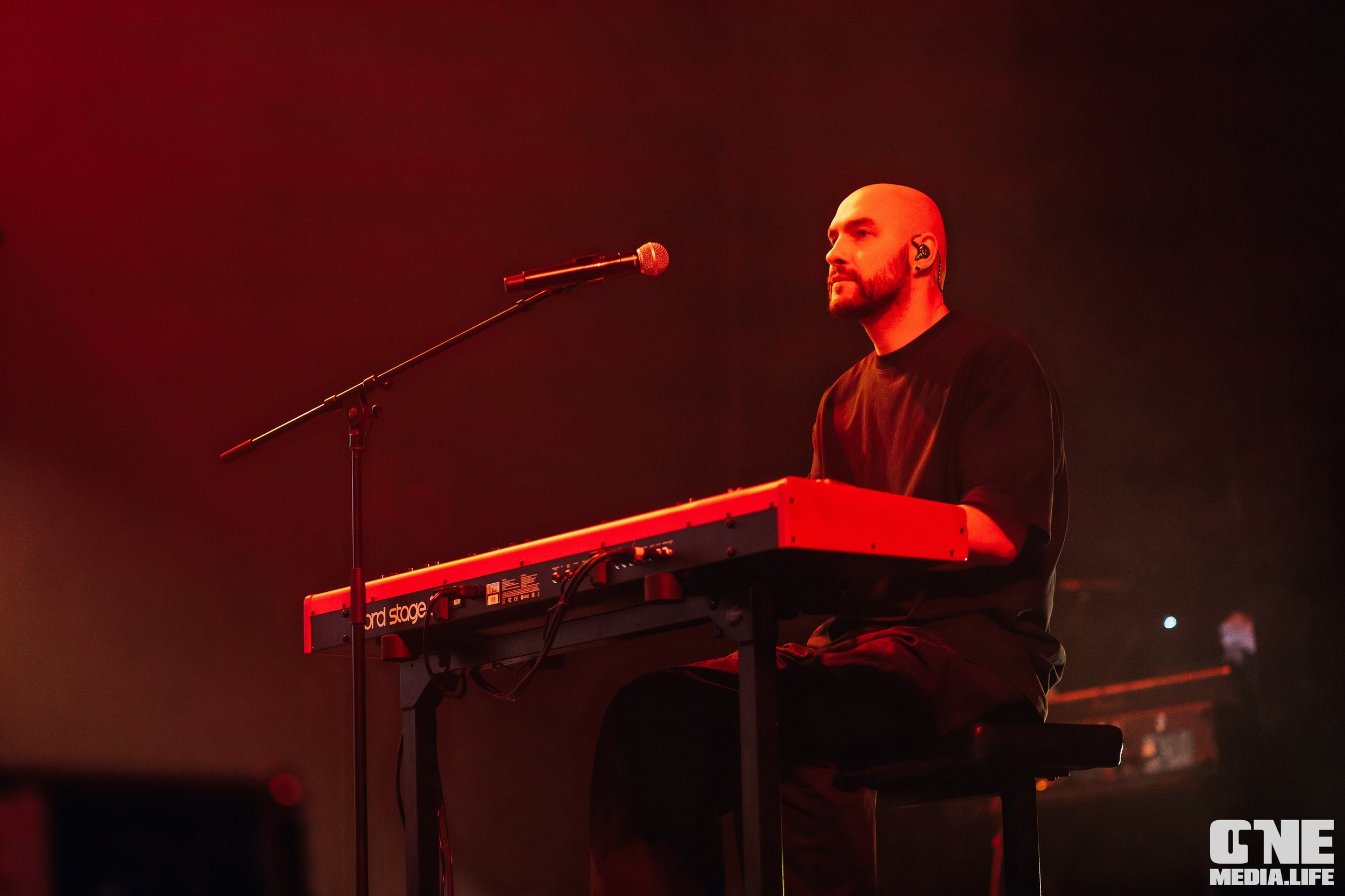 Фоторепортаж с концерта Ёлки. One Media Life: фоторепортажи, фотоотчеты с мероприятий и заведений