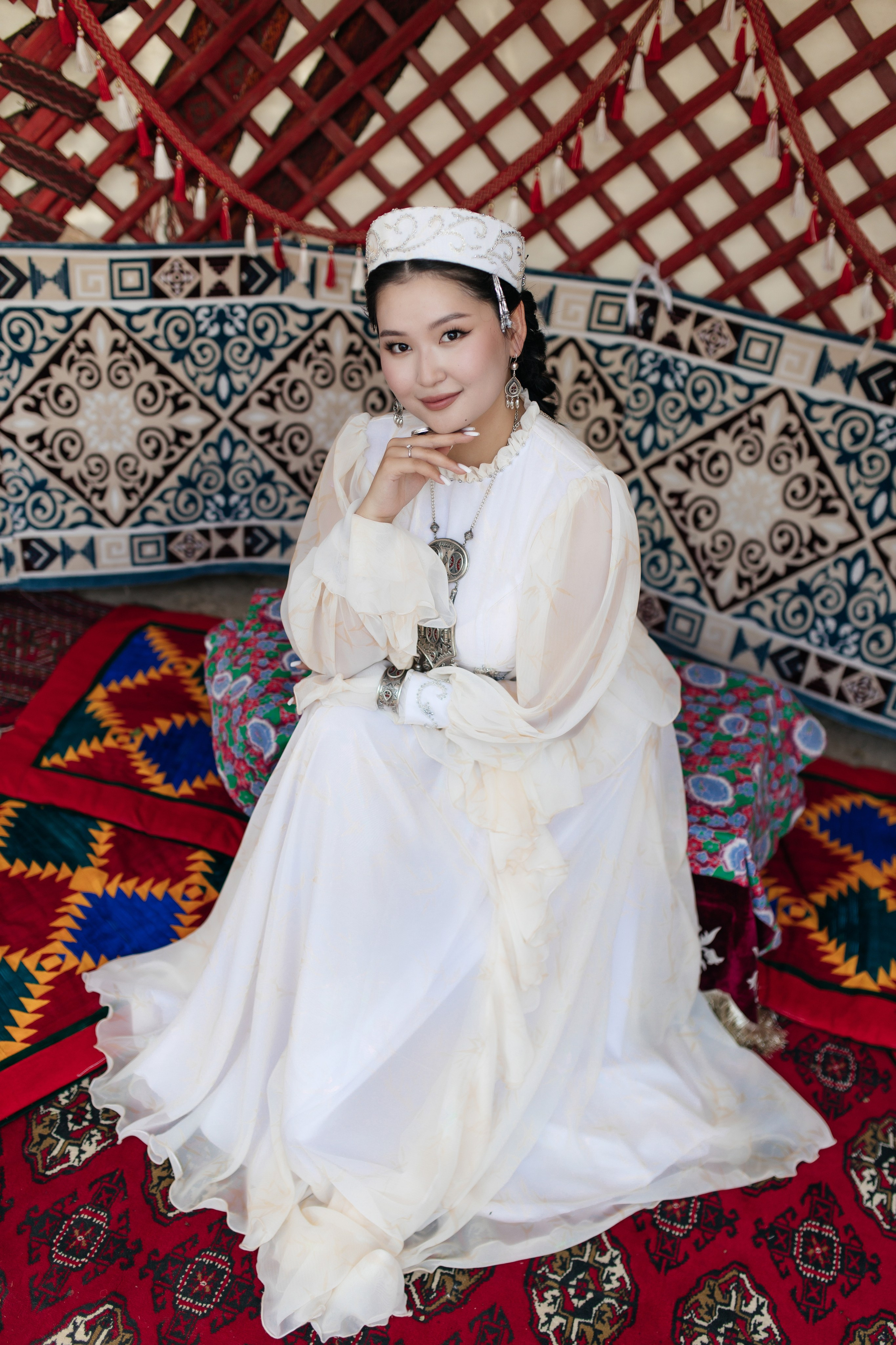 Aynur — syrğa salu. Wedding and Love story Photographer