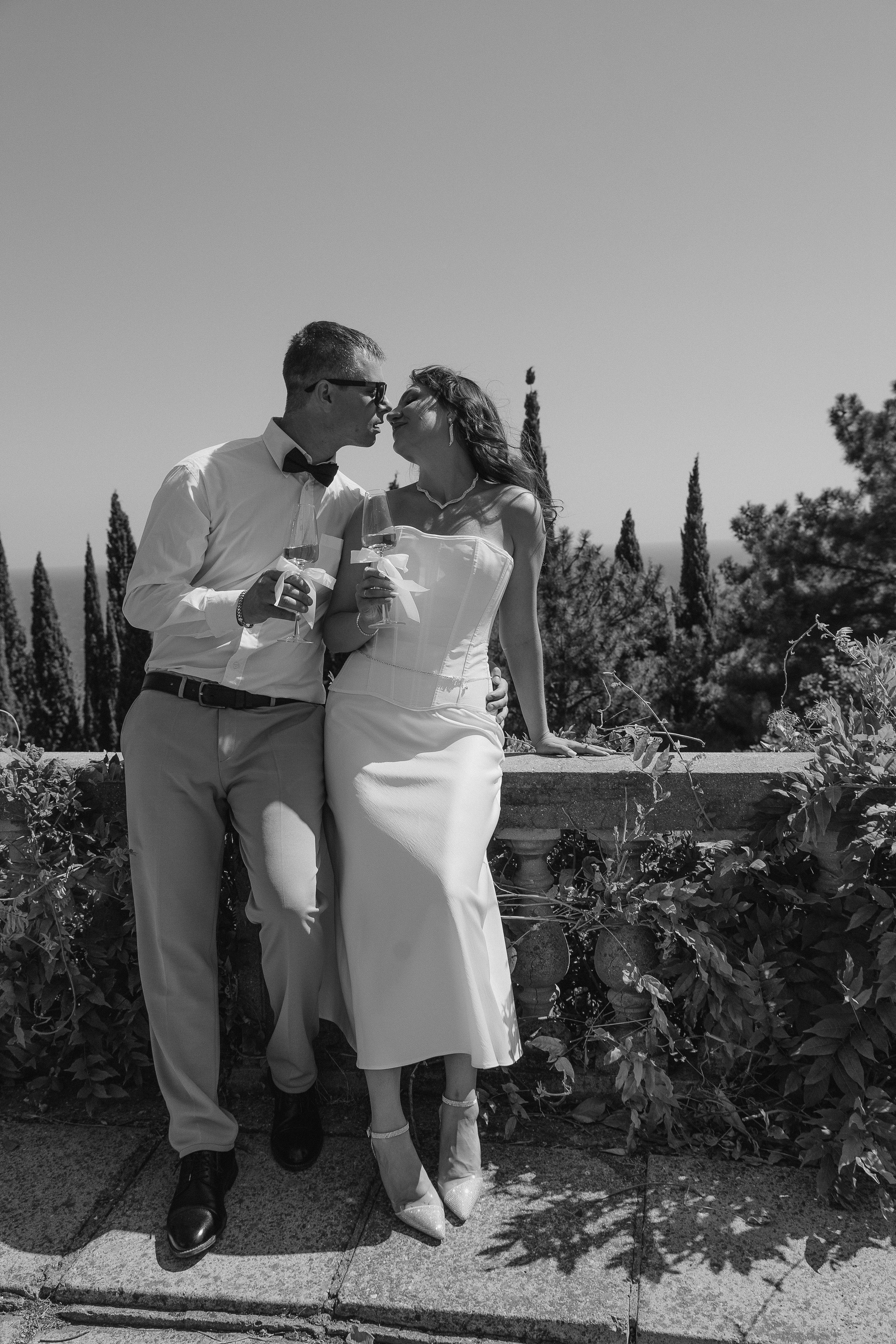 Свадебная фото прогулка в Крыму. Семейный фотограф в Ялте