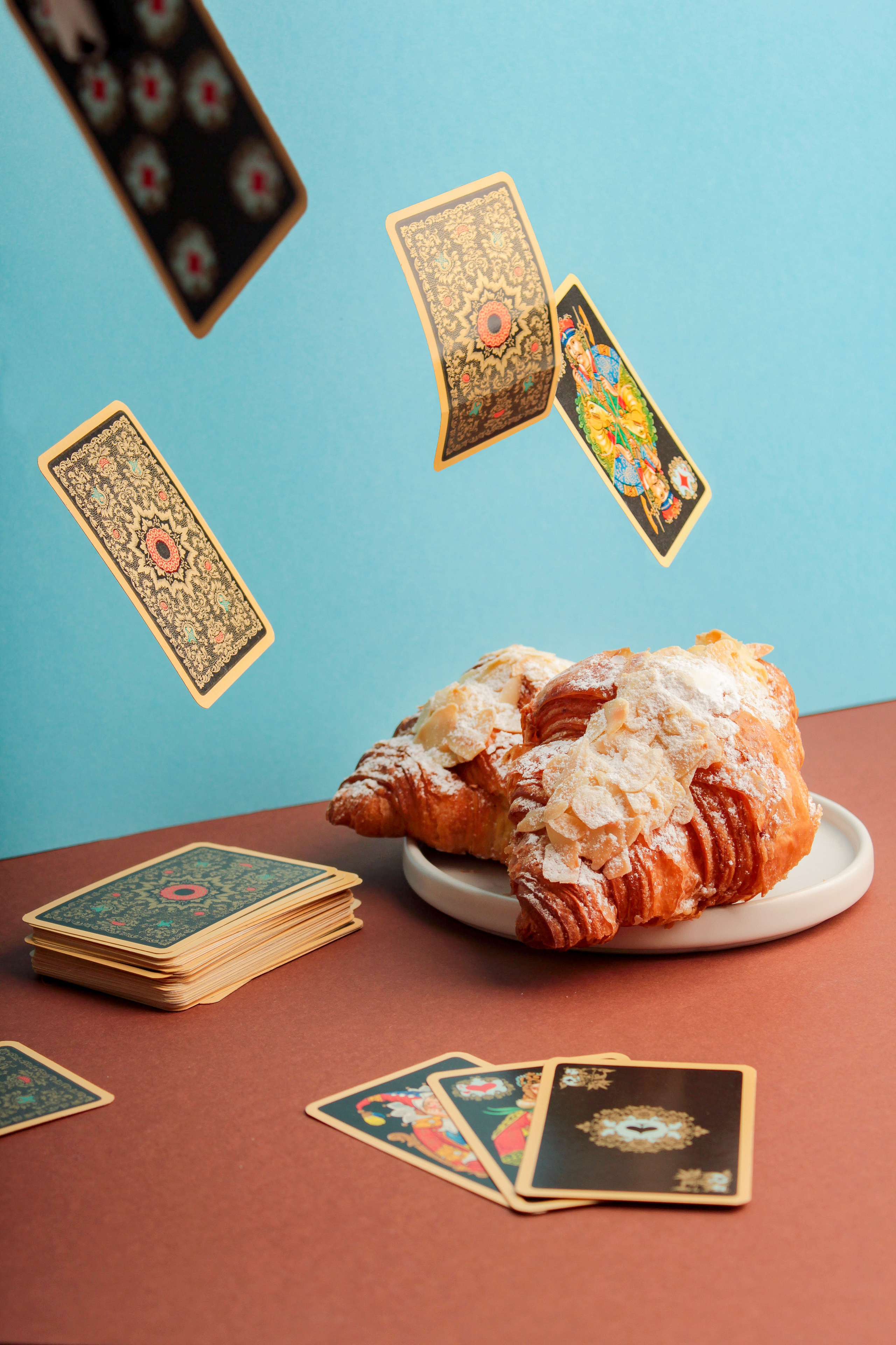 Левитация и спецэффекты. Фудфотограф и предметный фотограф в Москве Ирина Головина