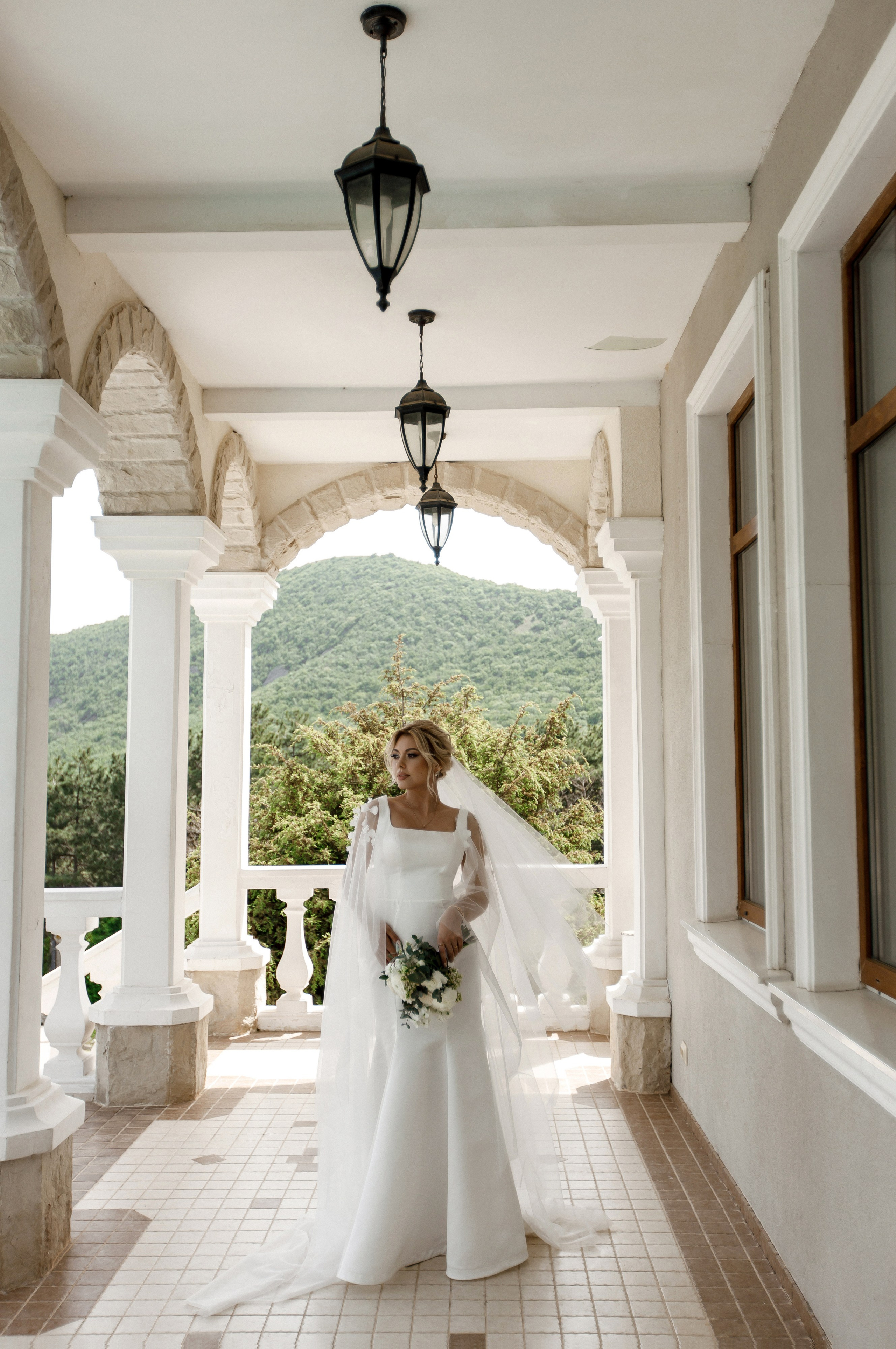 Денис и Алина. Белый замок. Фотограф Анна Лейман. Севастополь