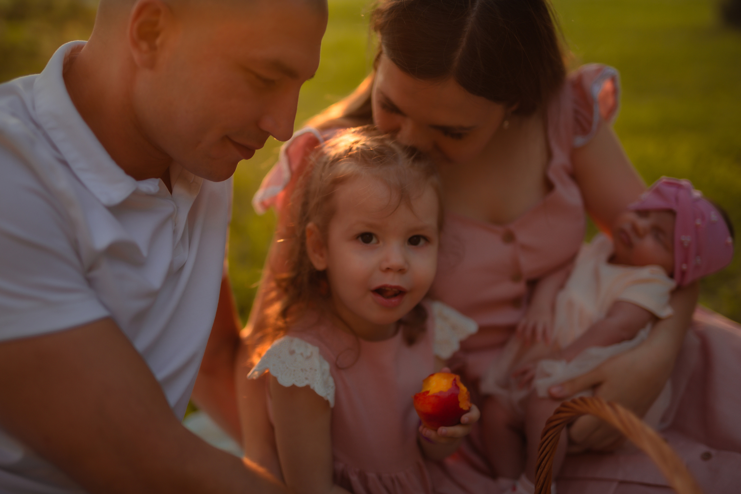 Юля, Тимур, Аделина и Зара. Семейный фотограф в Казани Рузалина Гафурова