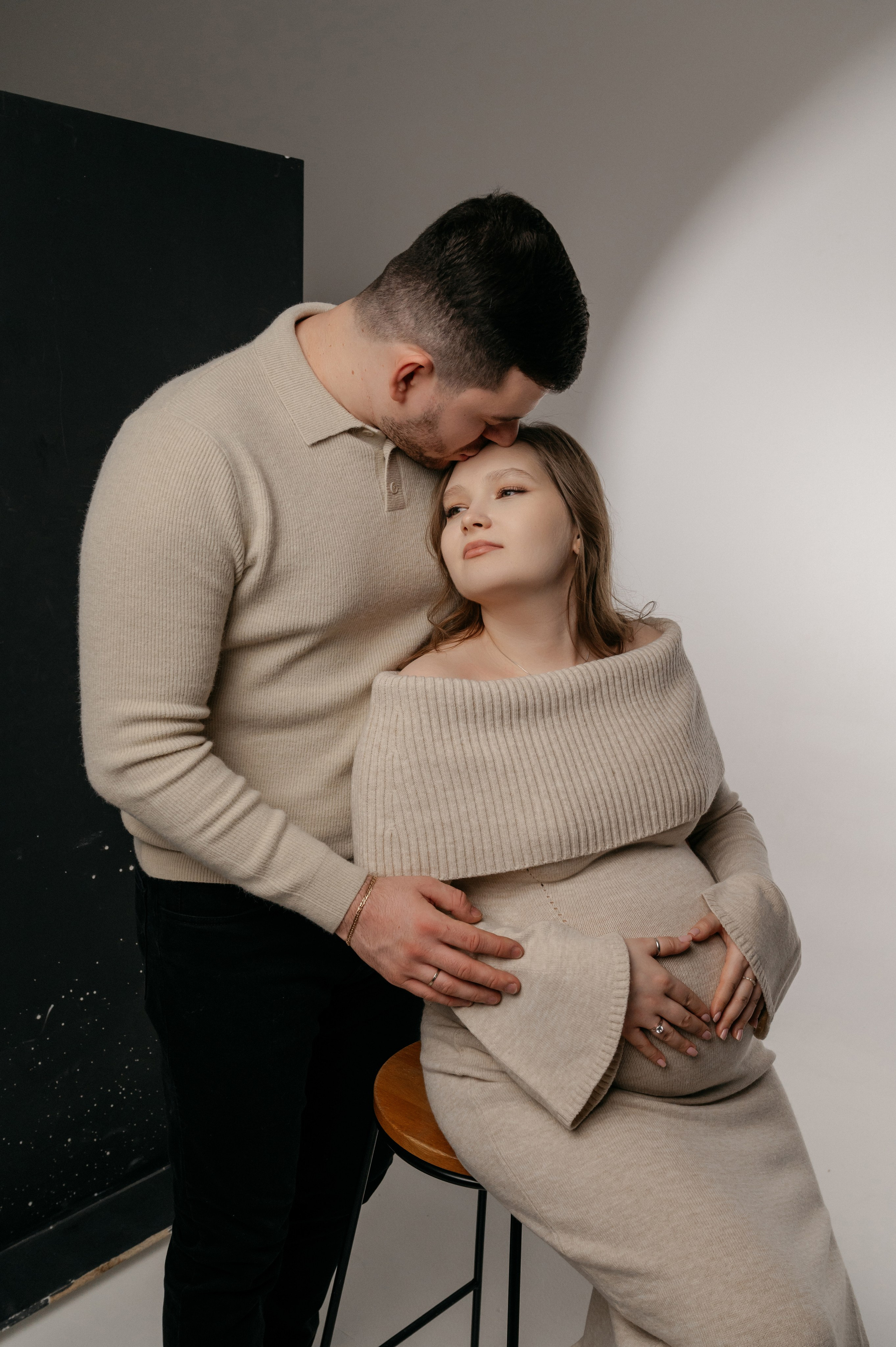 Нежная фотосессия беременности для Юли и Анзора. Свадебный фотограф Мария Строгонова