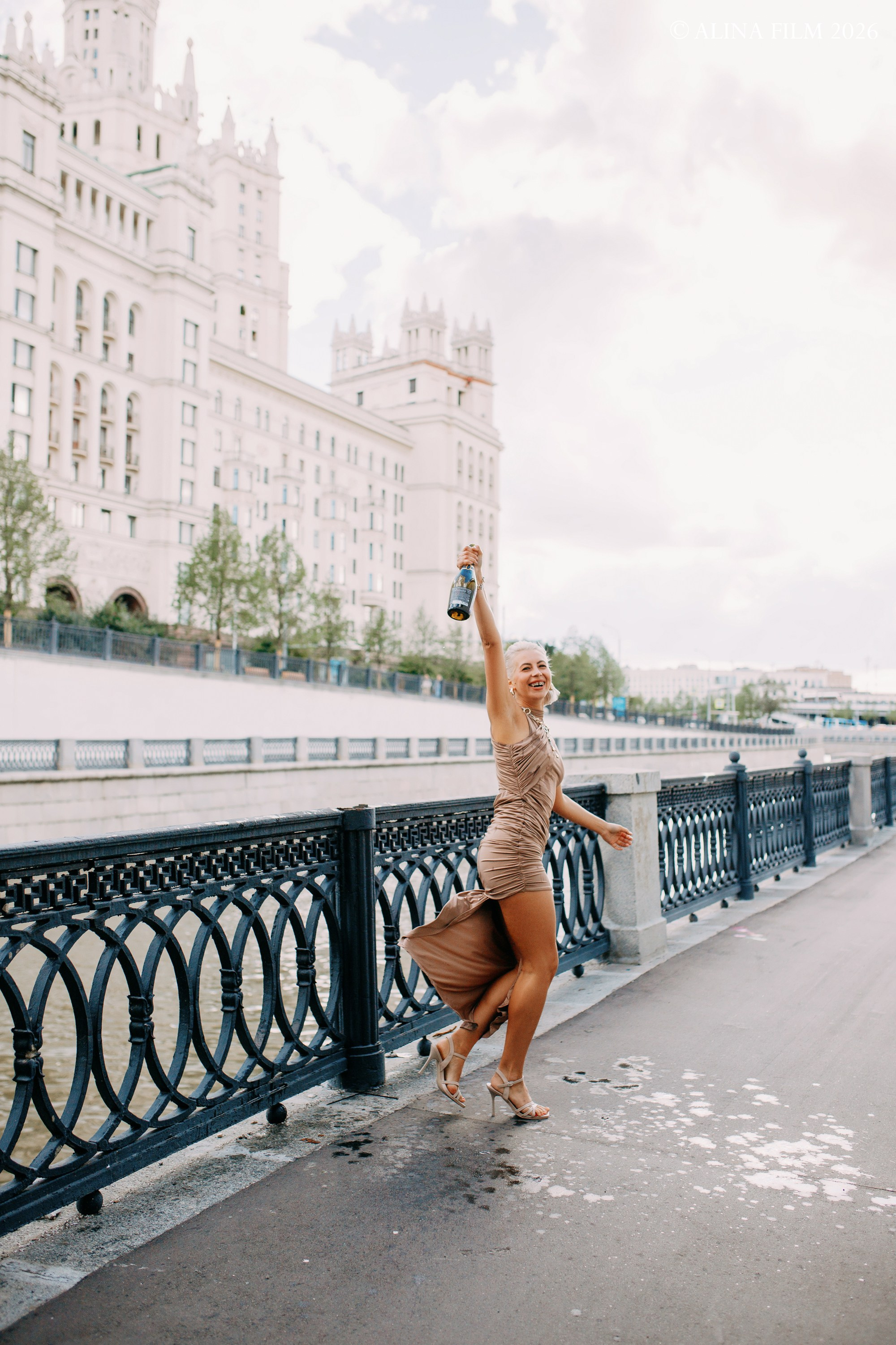 Тессинский мост: фотосессия в Москве. Фотограф в Санкт-Петербурге Alina Film