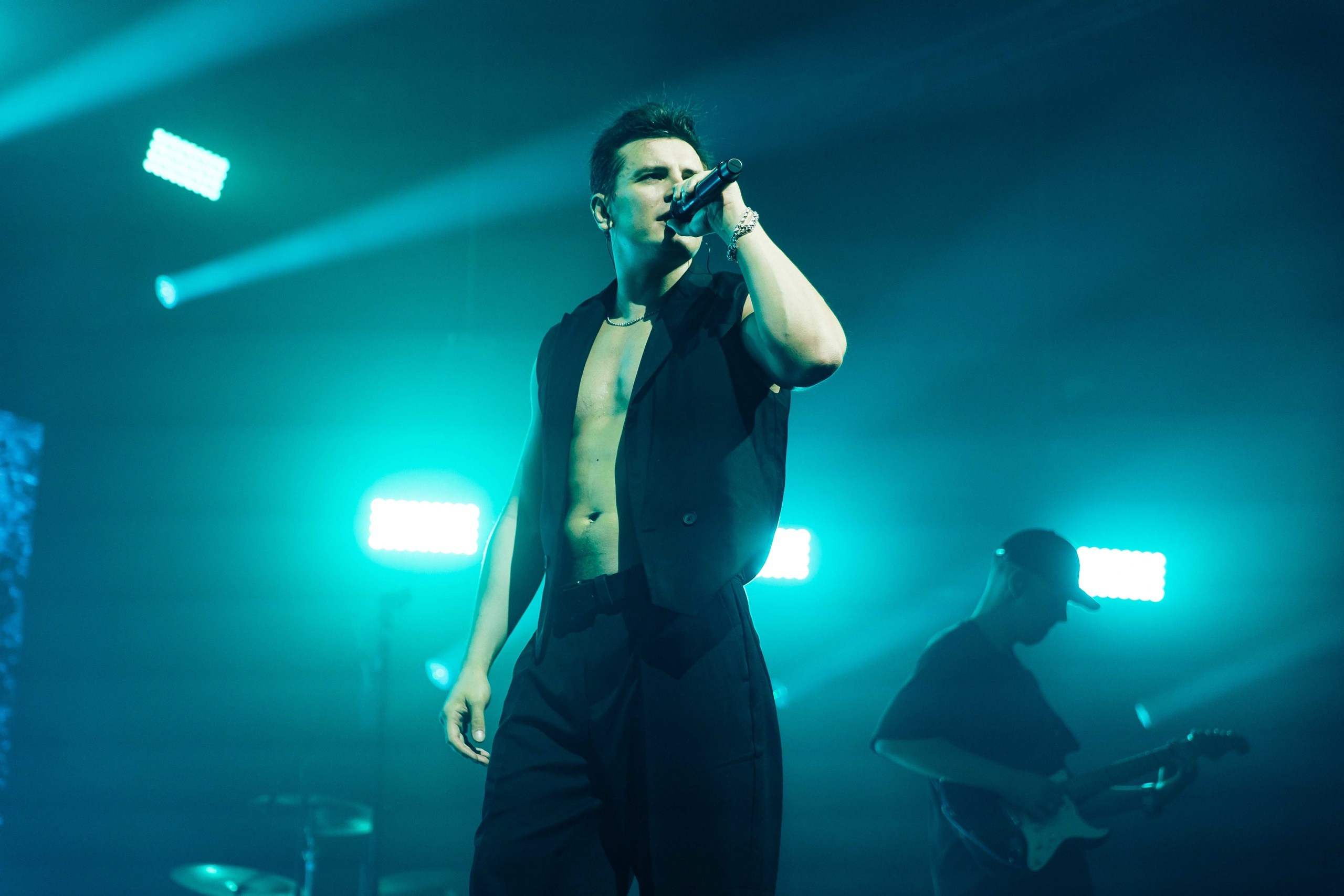 Стилизация образов и съемок для артистов и блогеров. АРХИ STYLE