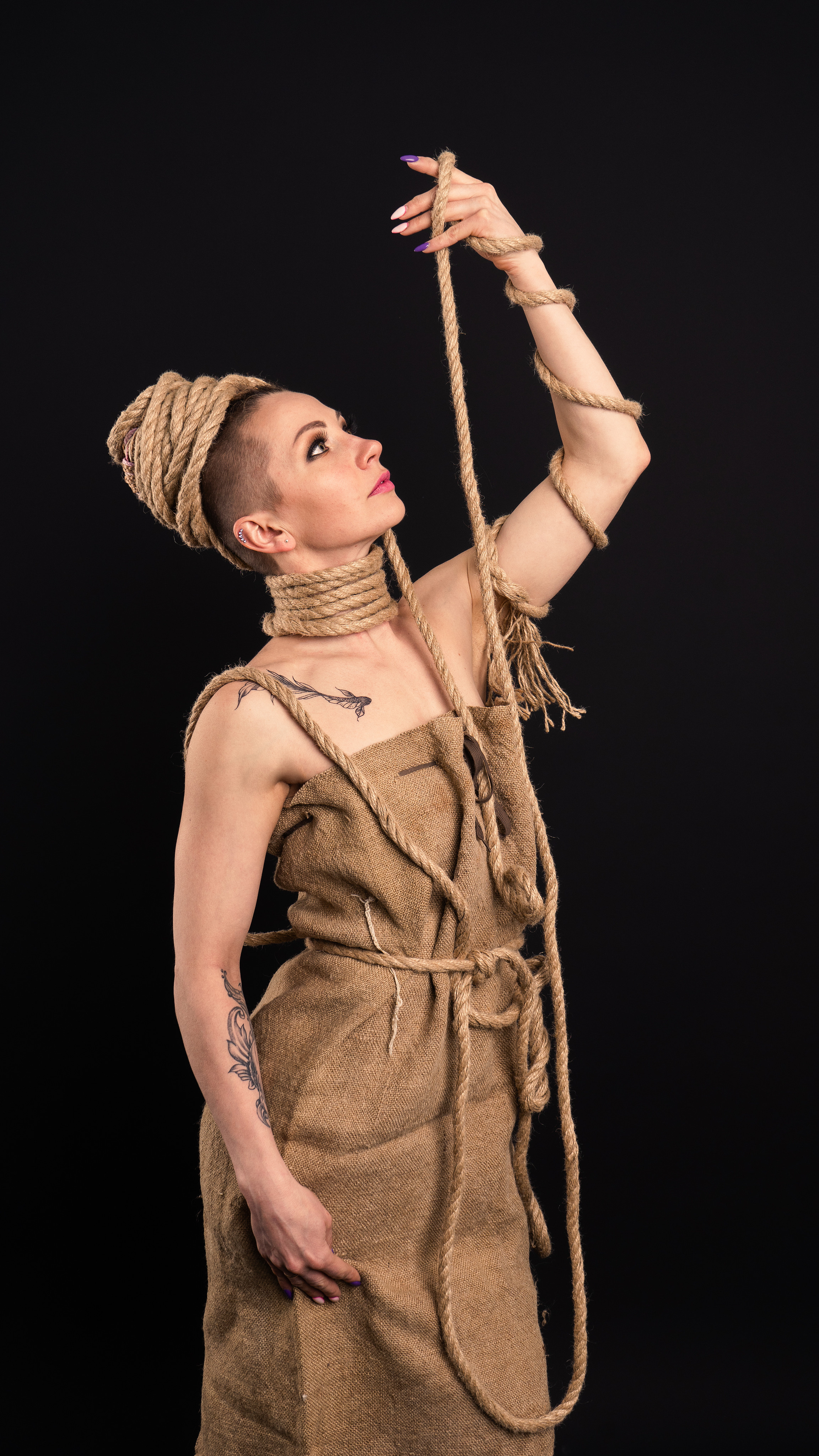 Валентина + Анна, Розовое, Жёлтое, Веревки. Фотограф Ахмедов Эльдар Чита